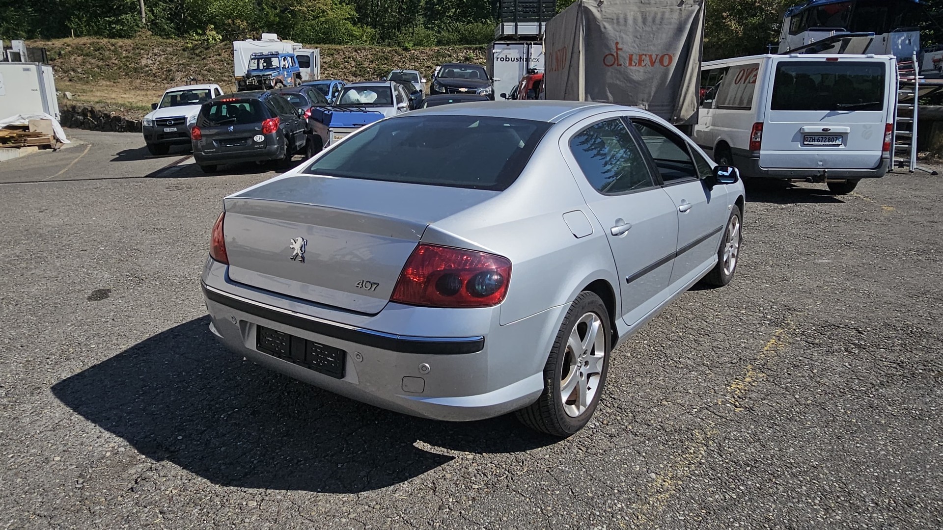 PEUGEOT 407 3.0 ST Dynamic Automatic-image-9