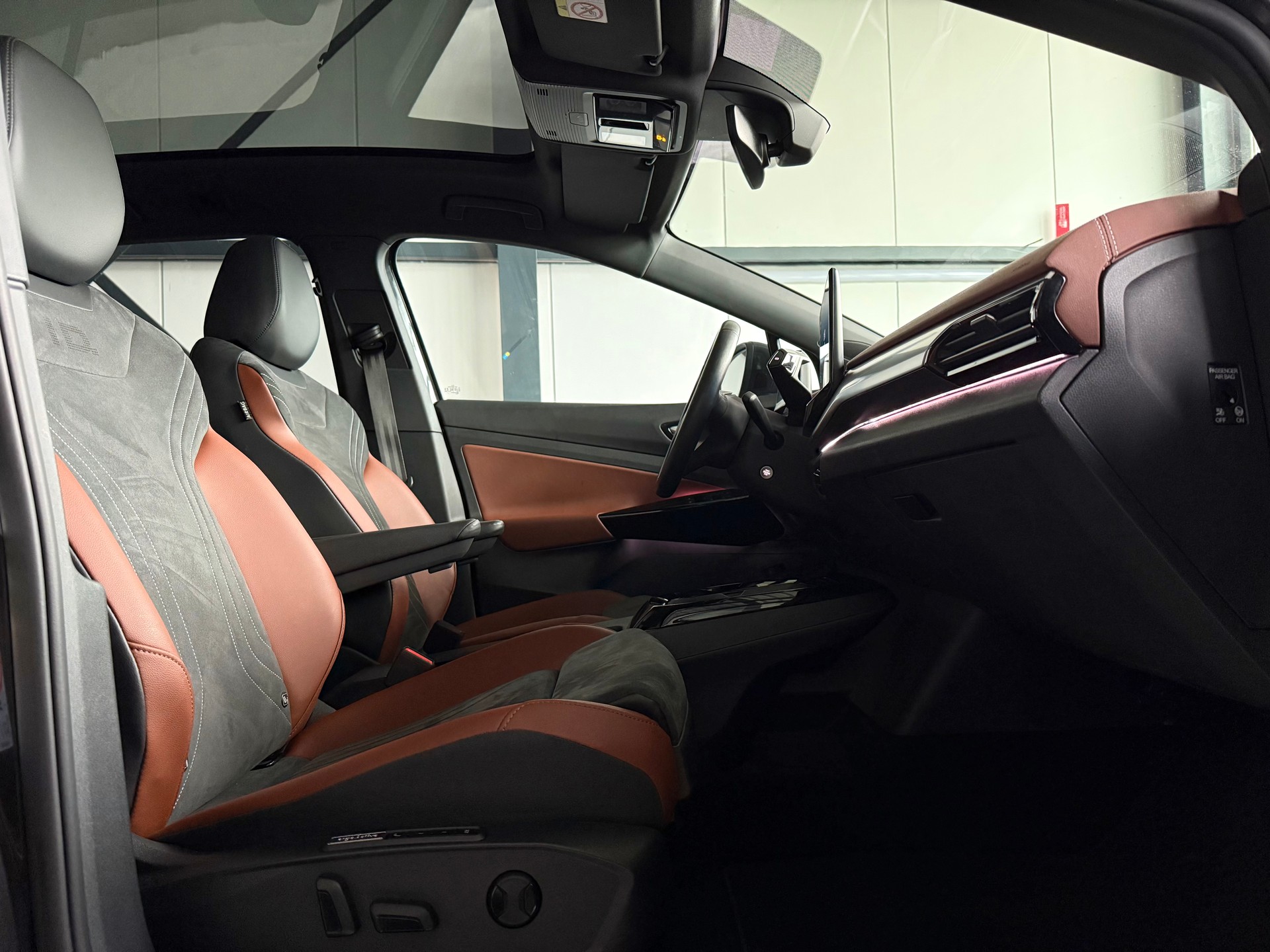 VW ID.4 Pro Performance Tech 82 kWh / Vollausstattung-image-10