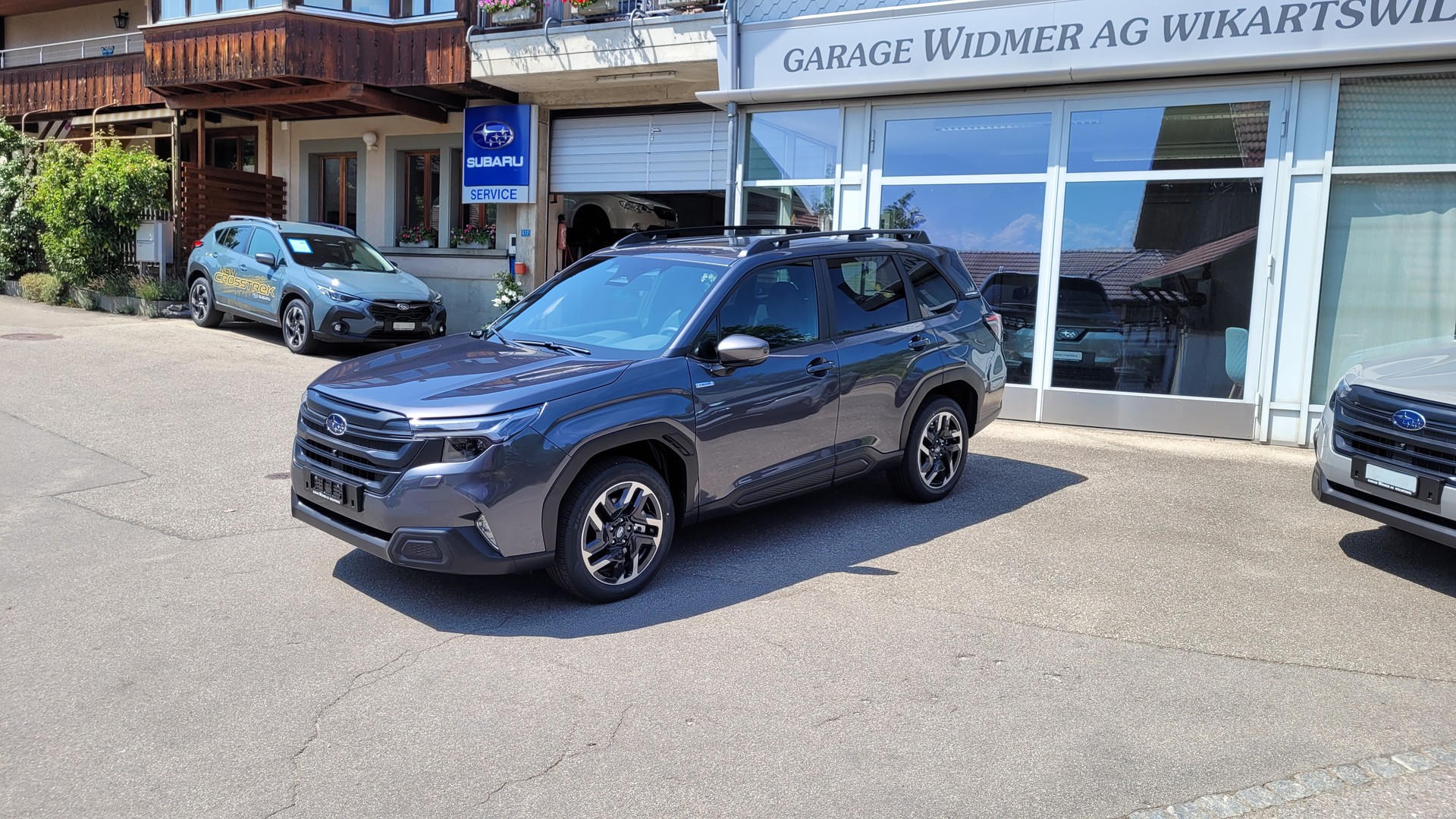 SUBARU Forester 2.0i e-Boxer Swiss Plus Lineartronic-showroom-element-1