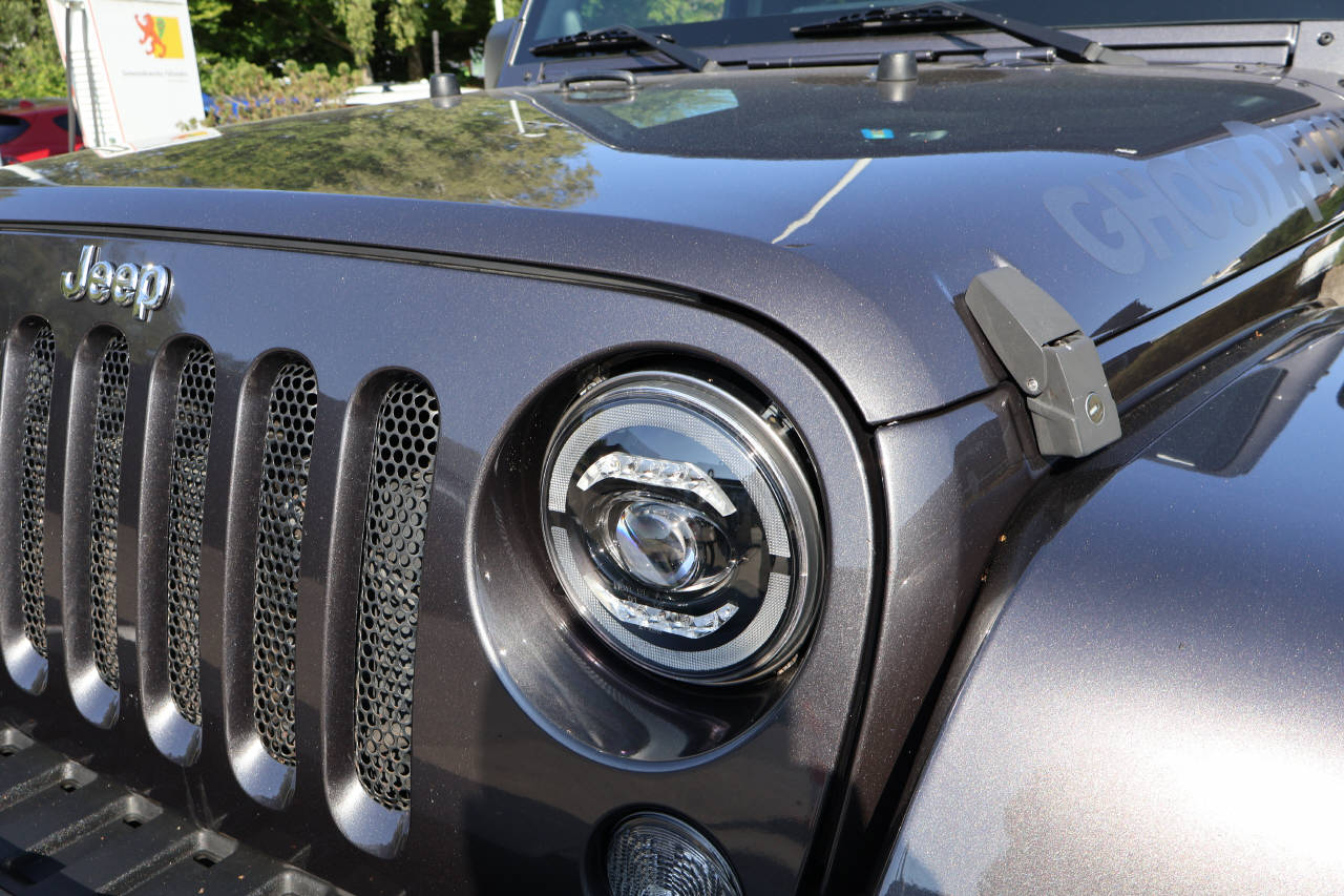 JEEP Wrangler 2.8 CRD Sahara-image-6