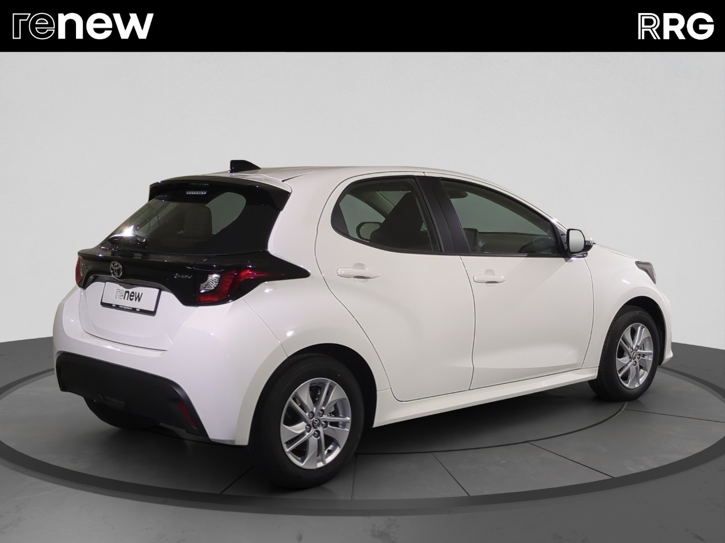 TOYOTA Yaris 1.5 Comfort e-CVT-showroom-element-2