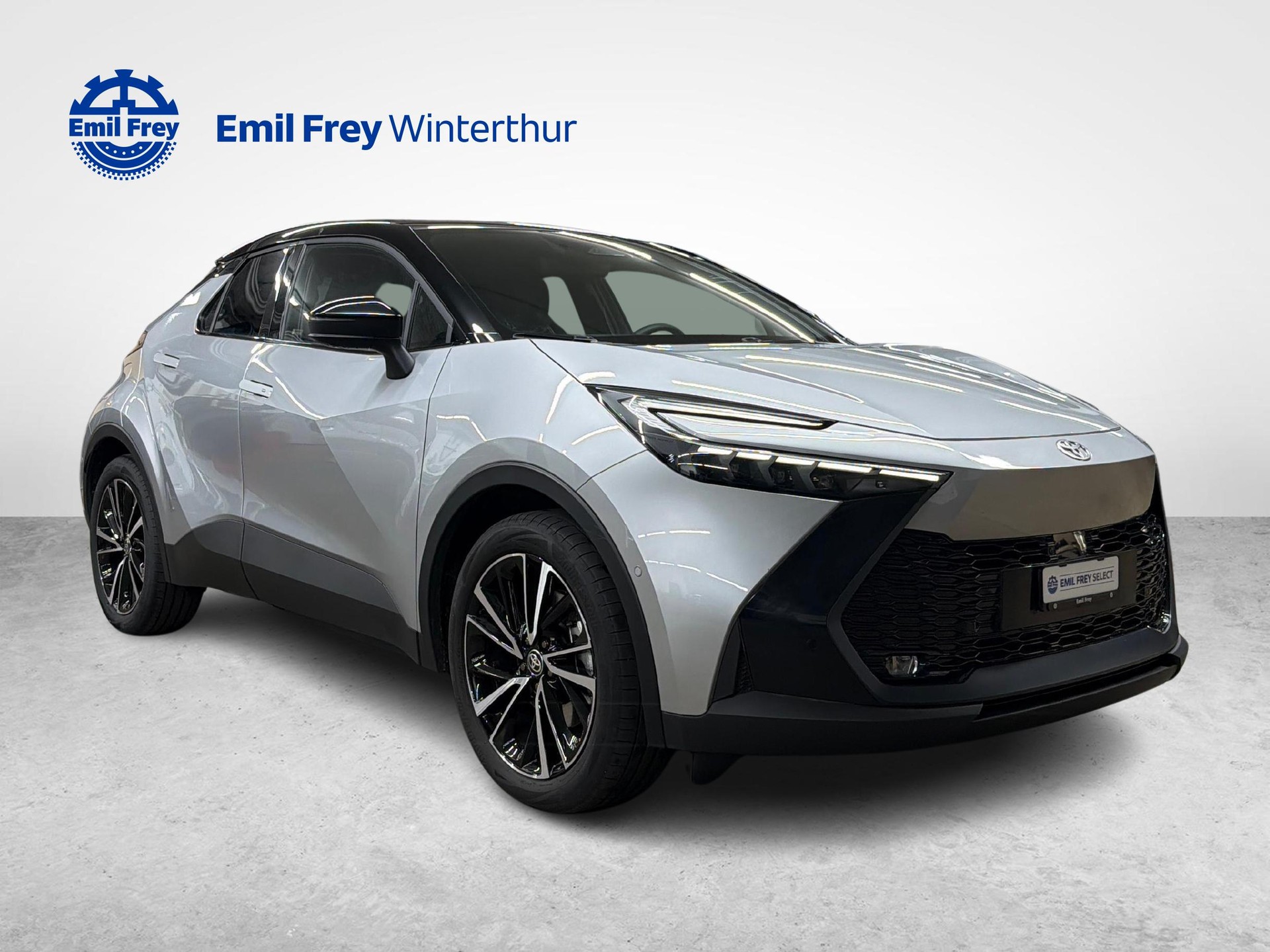 TOYOTA C-HR 2.0 PHEV Style-image-6
