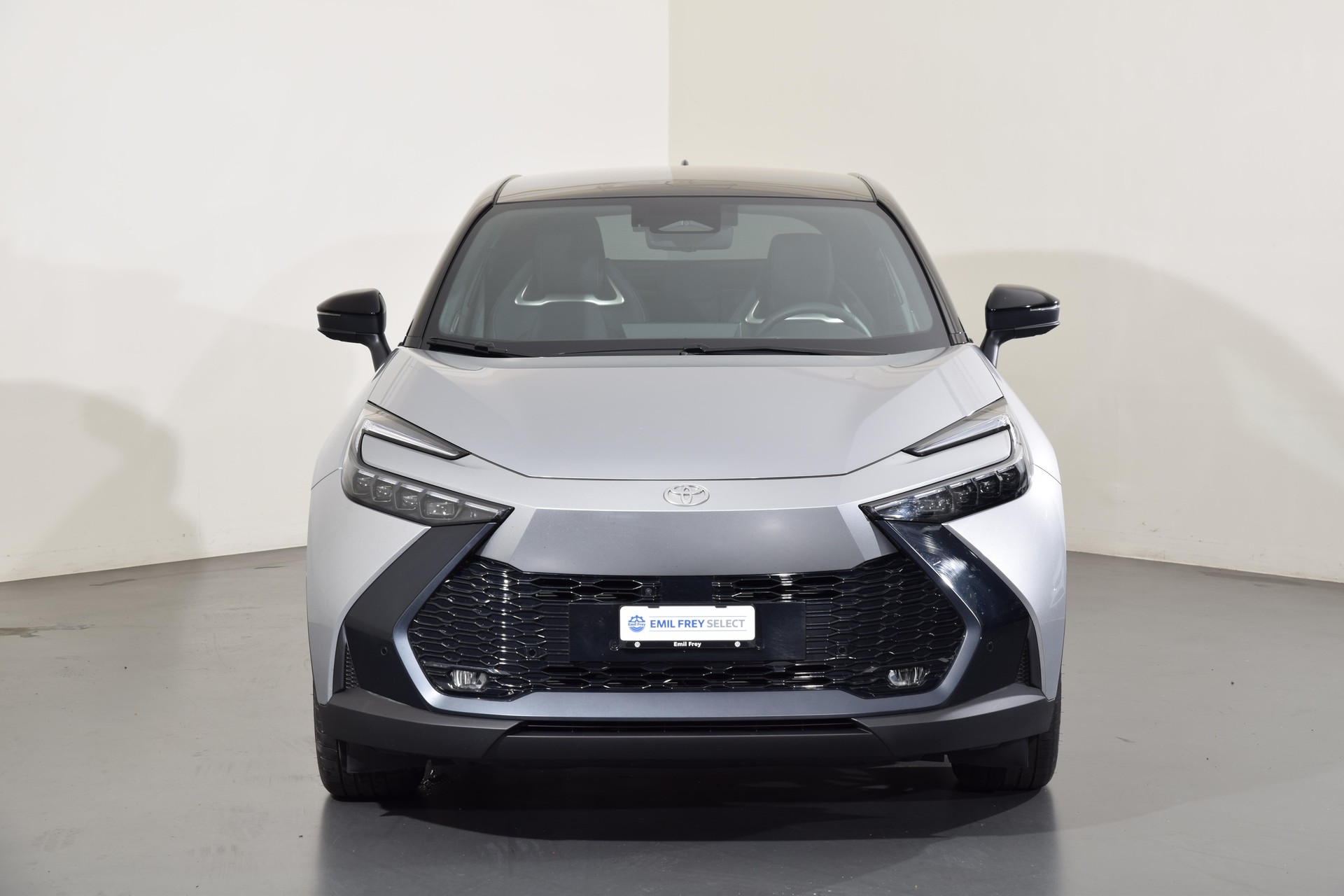 TOYOTA C-HR 2.0 PHEV Style-image-14