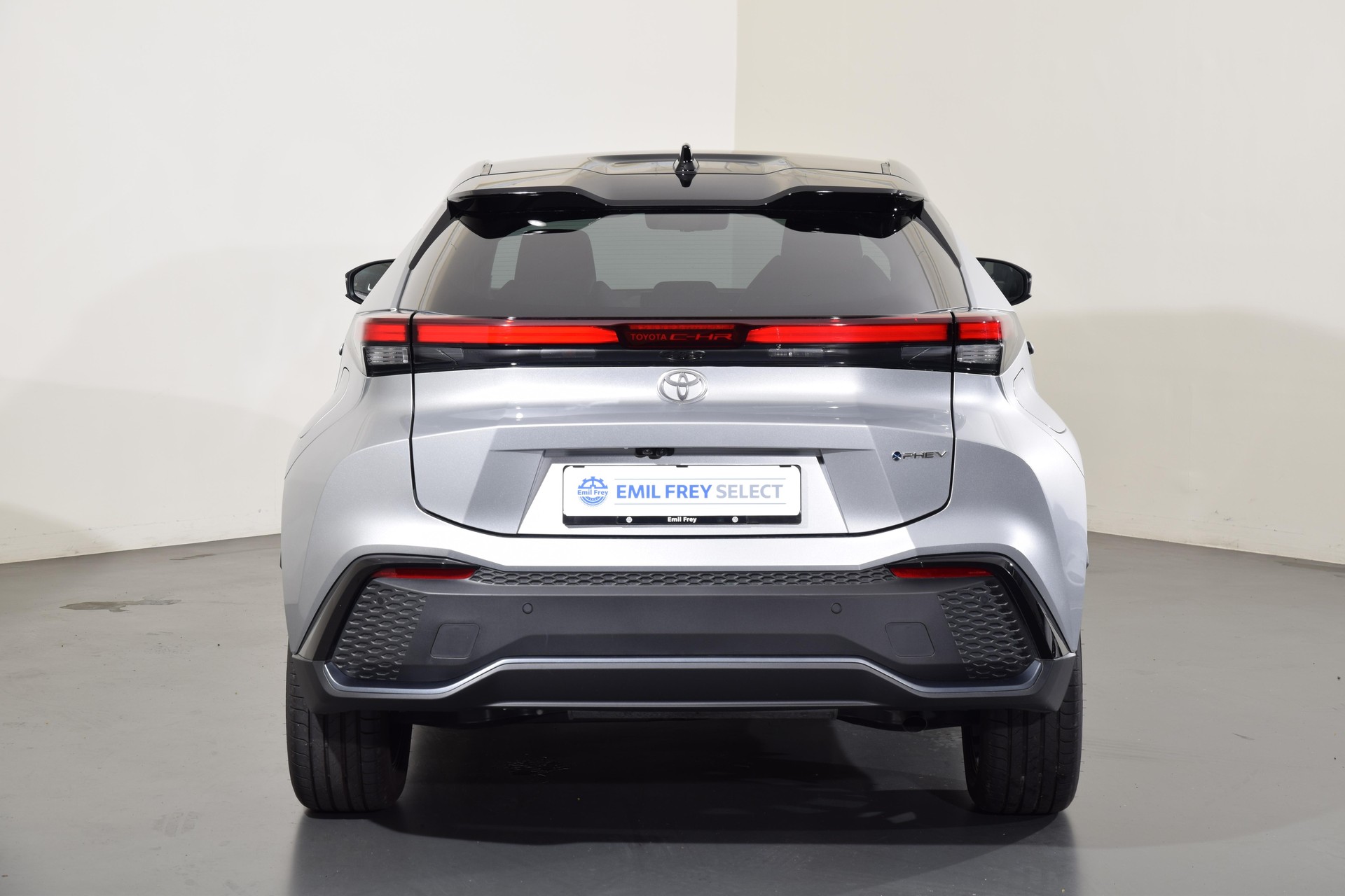 TOYOTA C-HR 2.0 PHEV Style-image-18