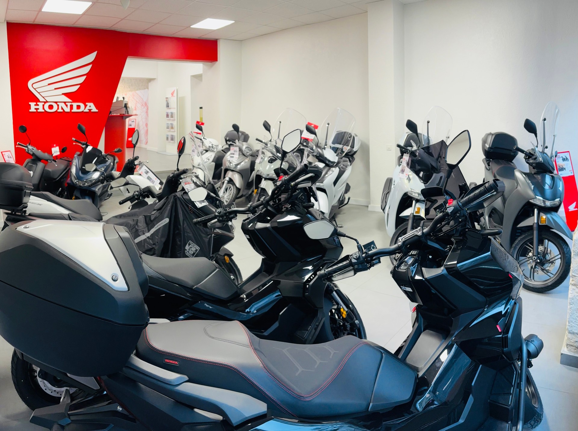 HONDA PCX 125 i ABS-image-13