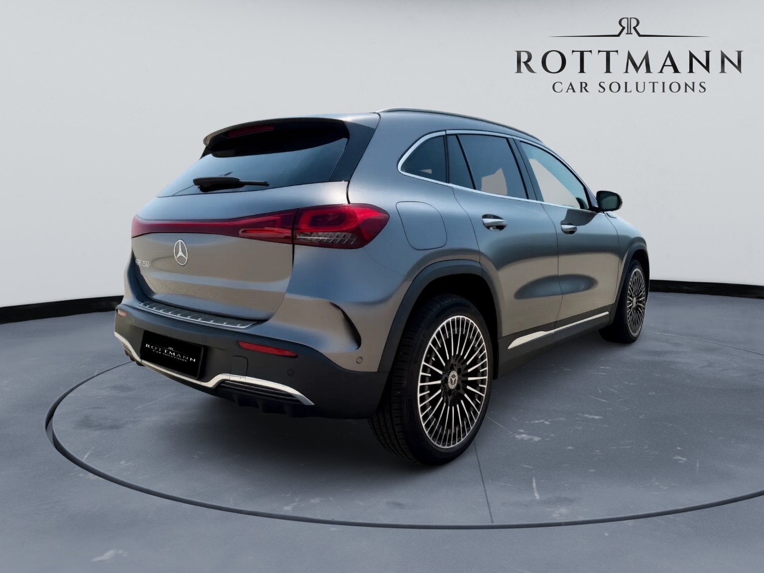MERCEDES-BENZ EQA 250 AMG Line-image-5