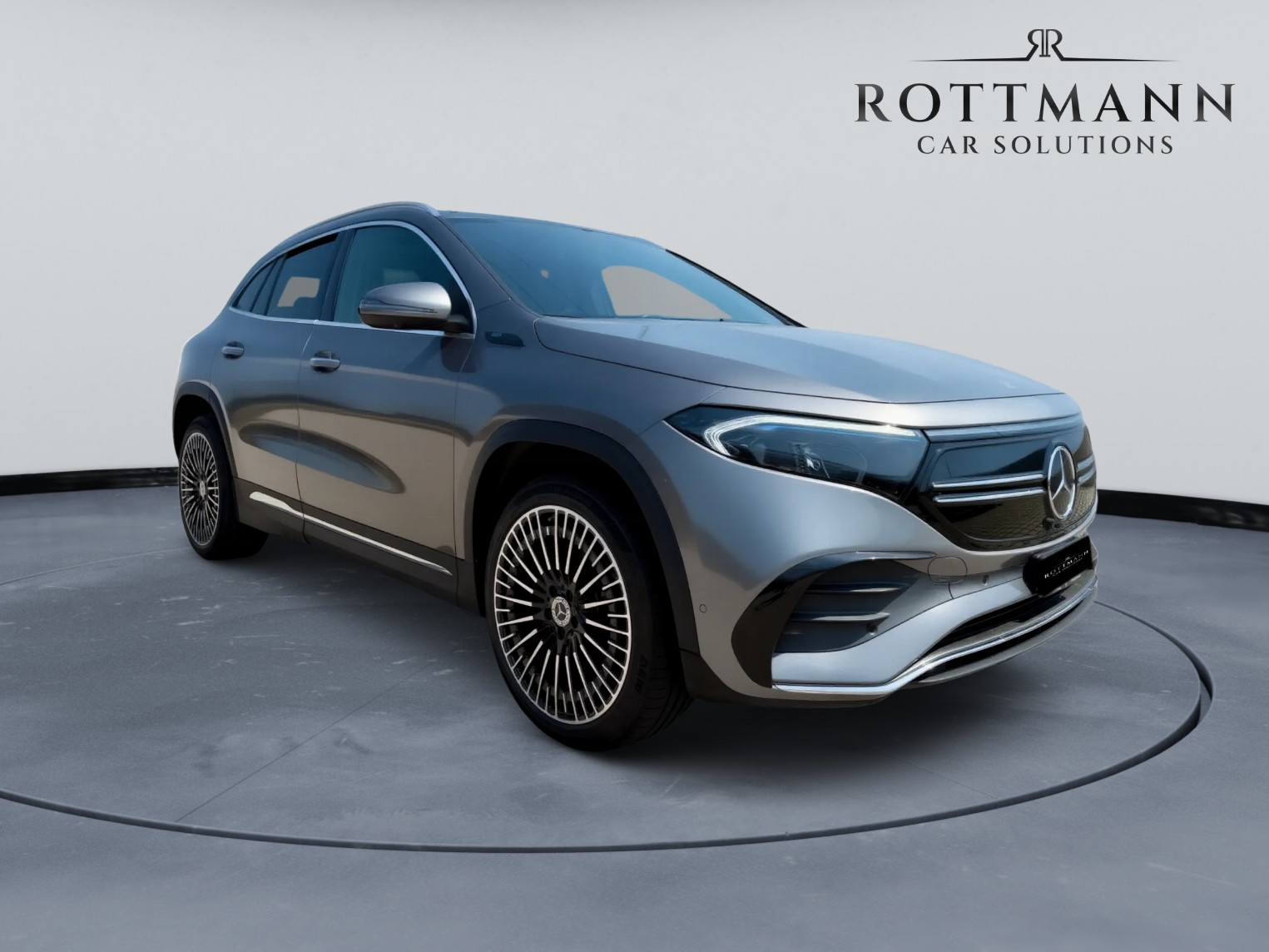 MERCEDES-BENZ EQA 250 AMG Line-showroom-element-3
