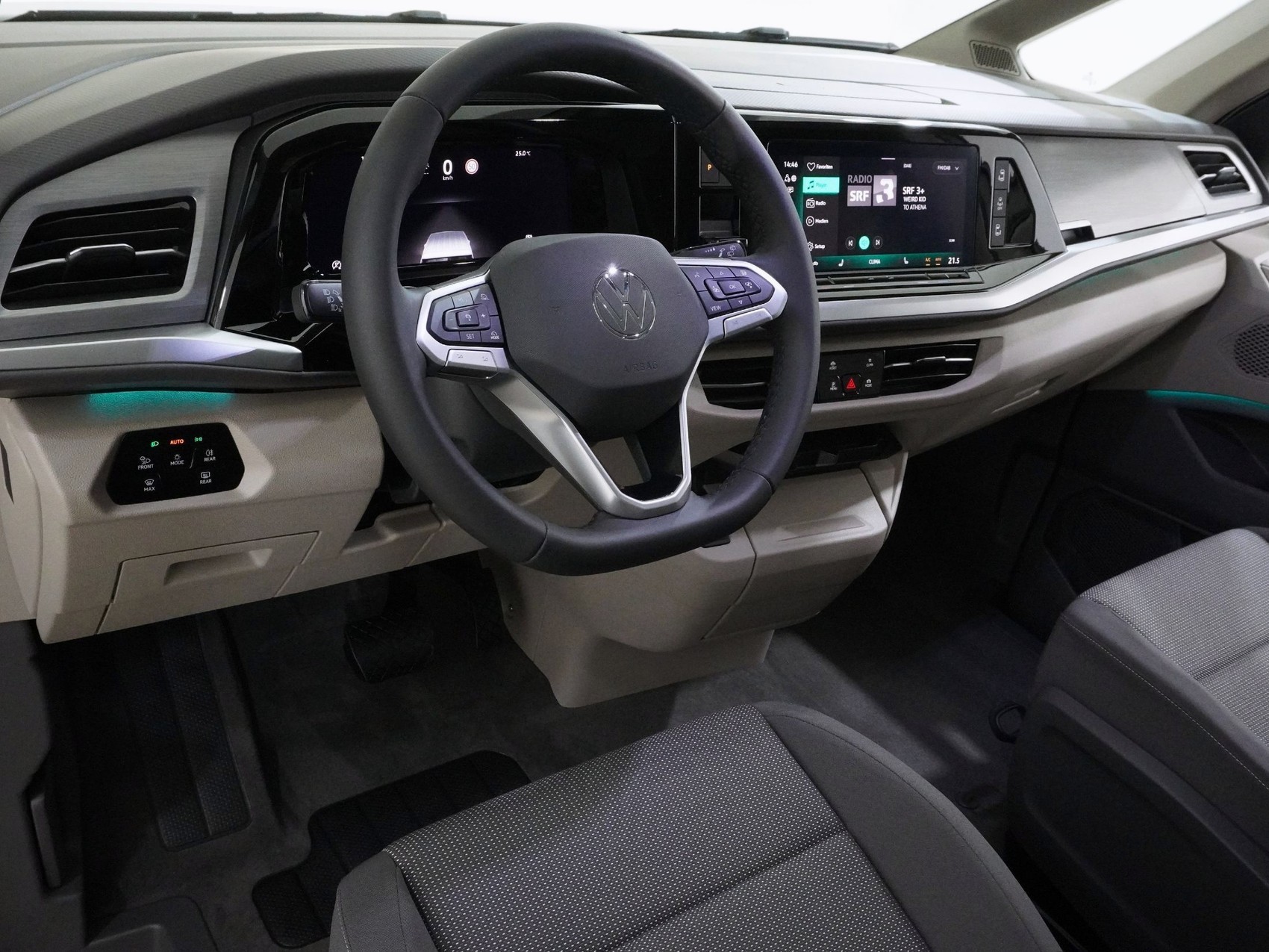 VW Multivan lang 1.5 TSI eHybrid Life Edition 4Motion DSG-image-10