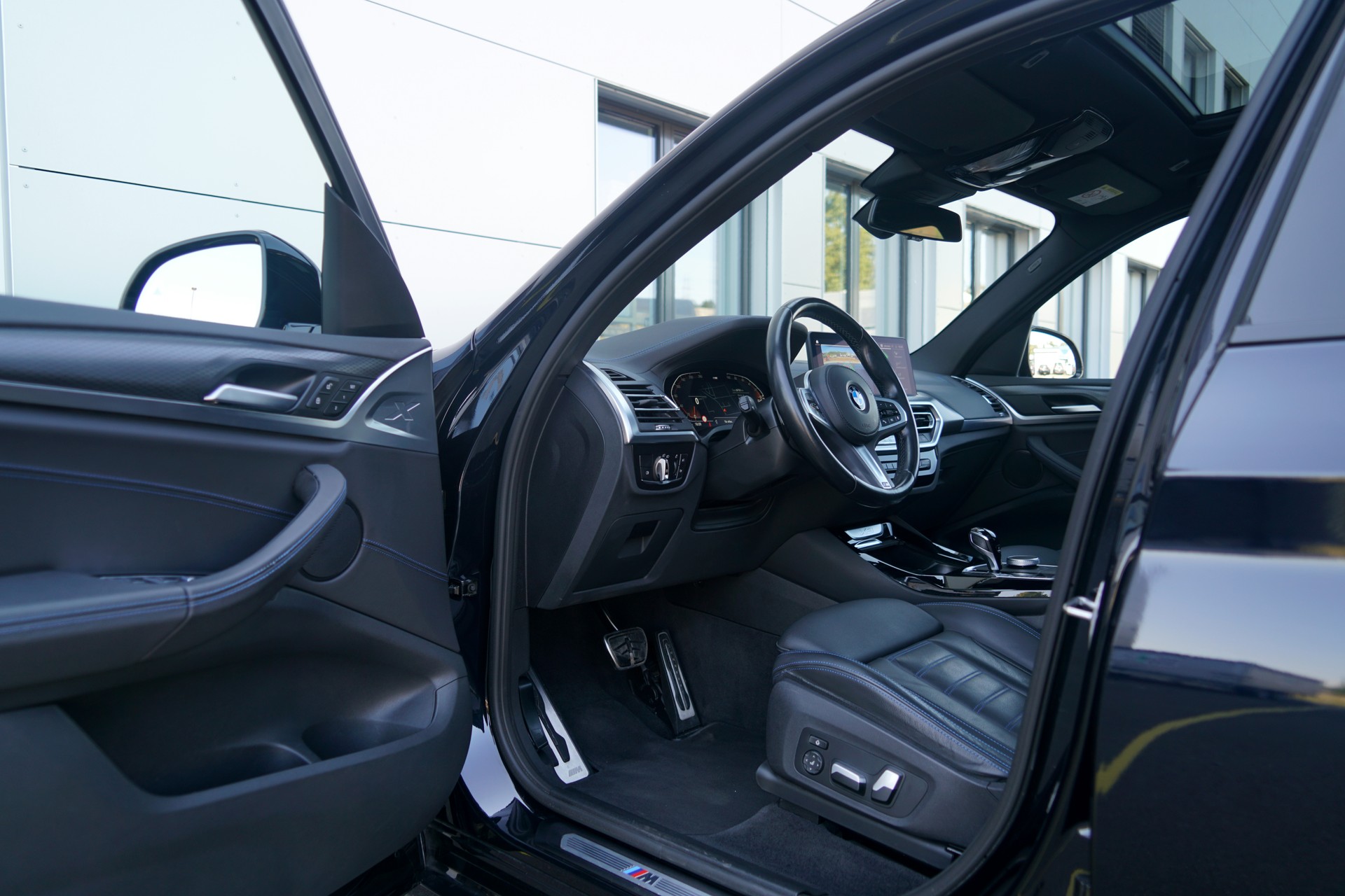 BMW X3 xDrive 48V 20d M Sport (CH)-image-3