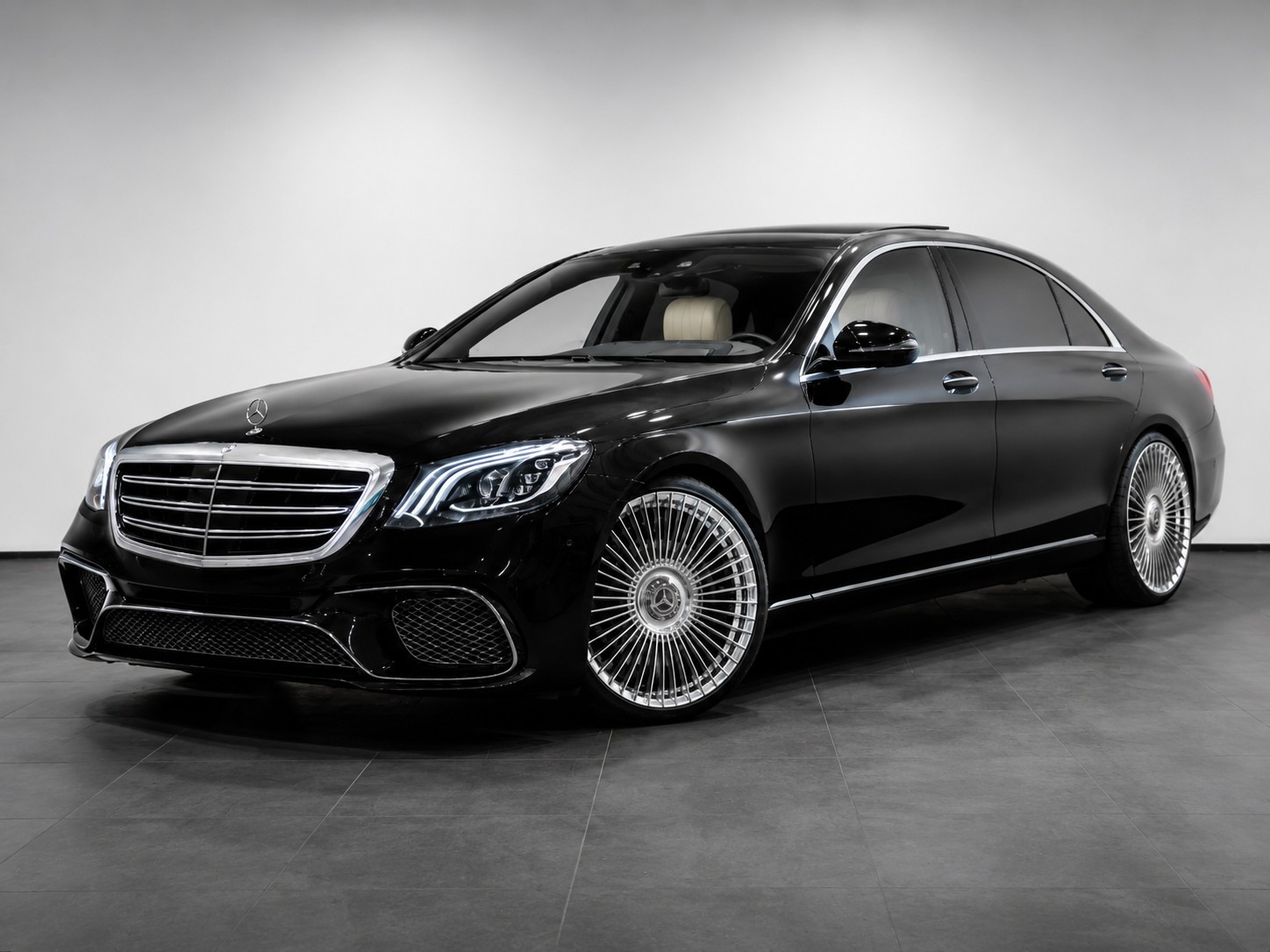 MERCEDES-BENZ d L | Langversion | S63 Look | 22 Zoll | Panorama | Head-Up Display | frisch ab Mercedes-Benz Service