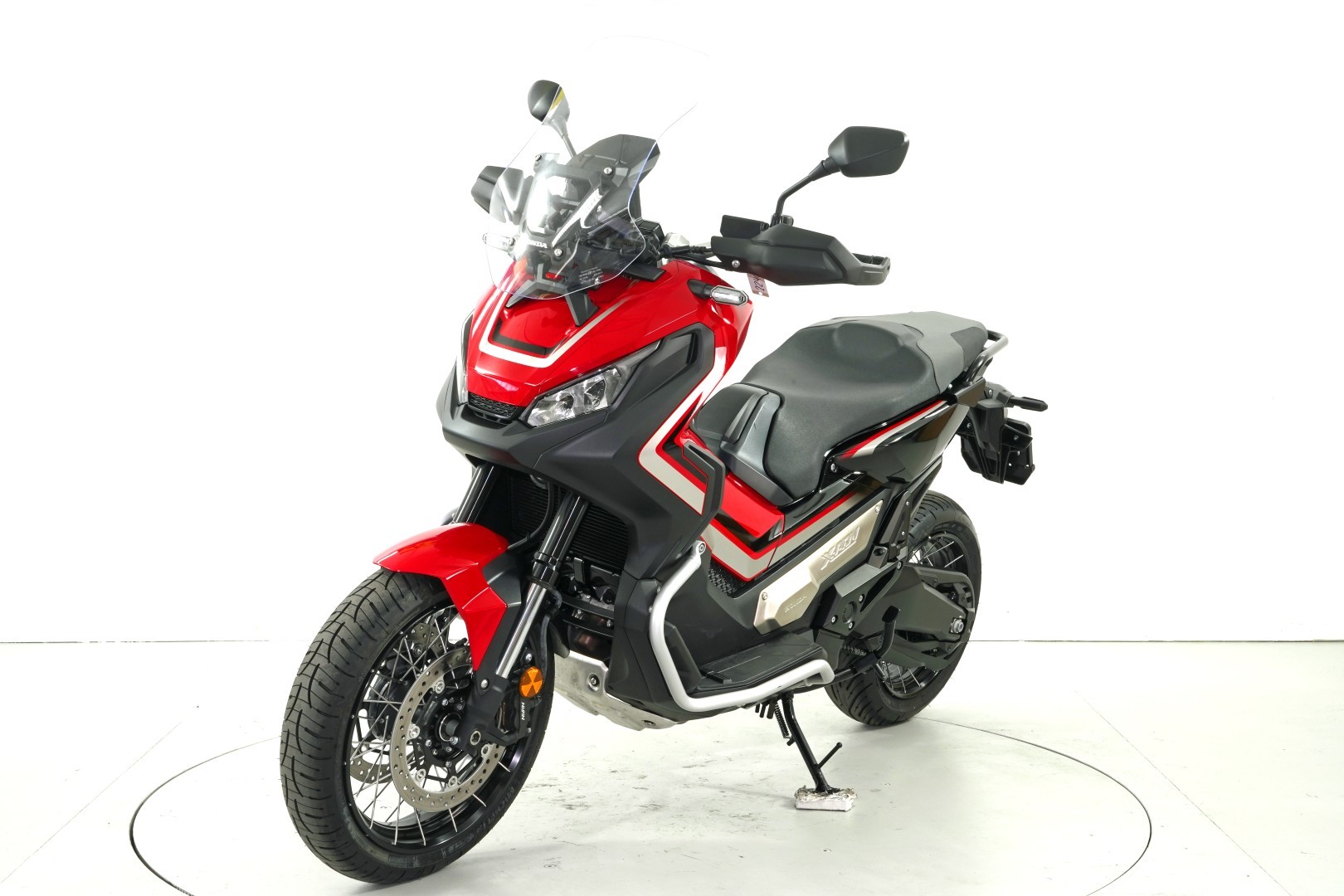 HONDA X-ADV 750 ABS-showroom-element-2