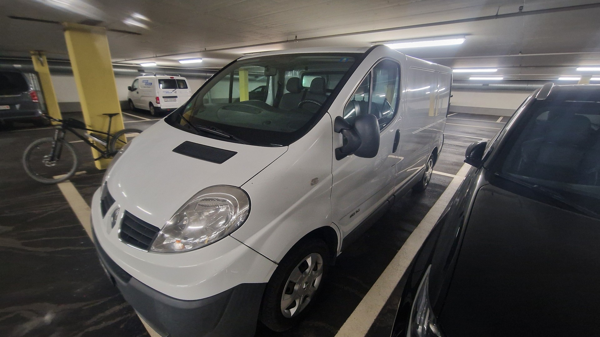 RENAULT Trafic-image-2
