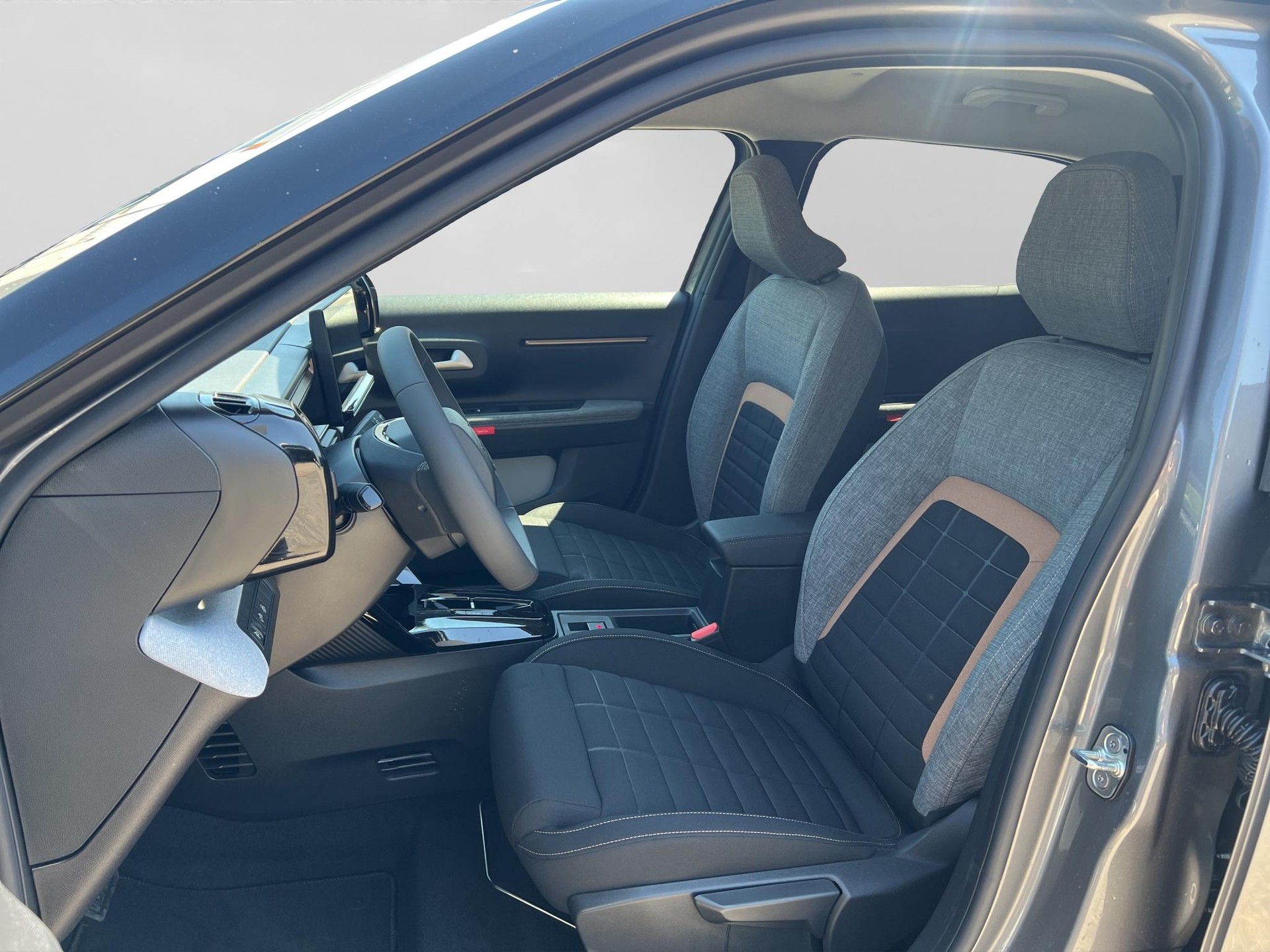 CITROEN e-C3 Aircross You+-showroom-element-1