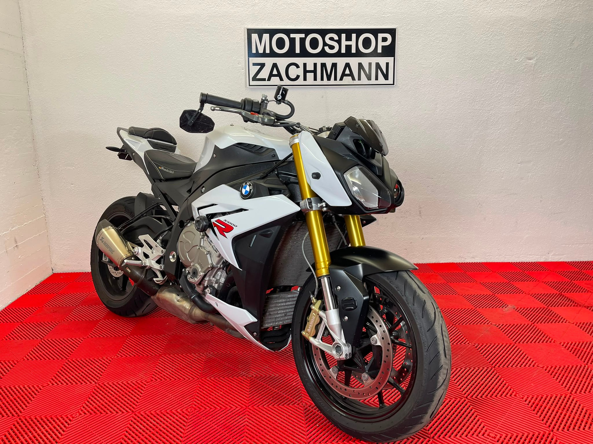 BMW S 1000 R ABS-image-1