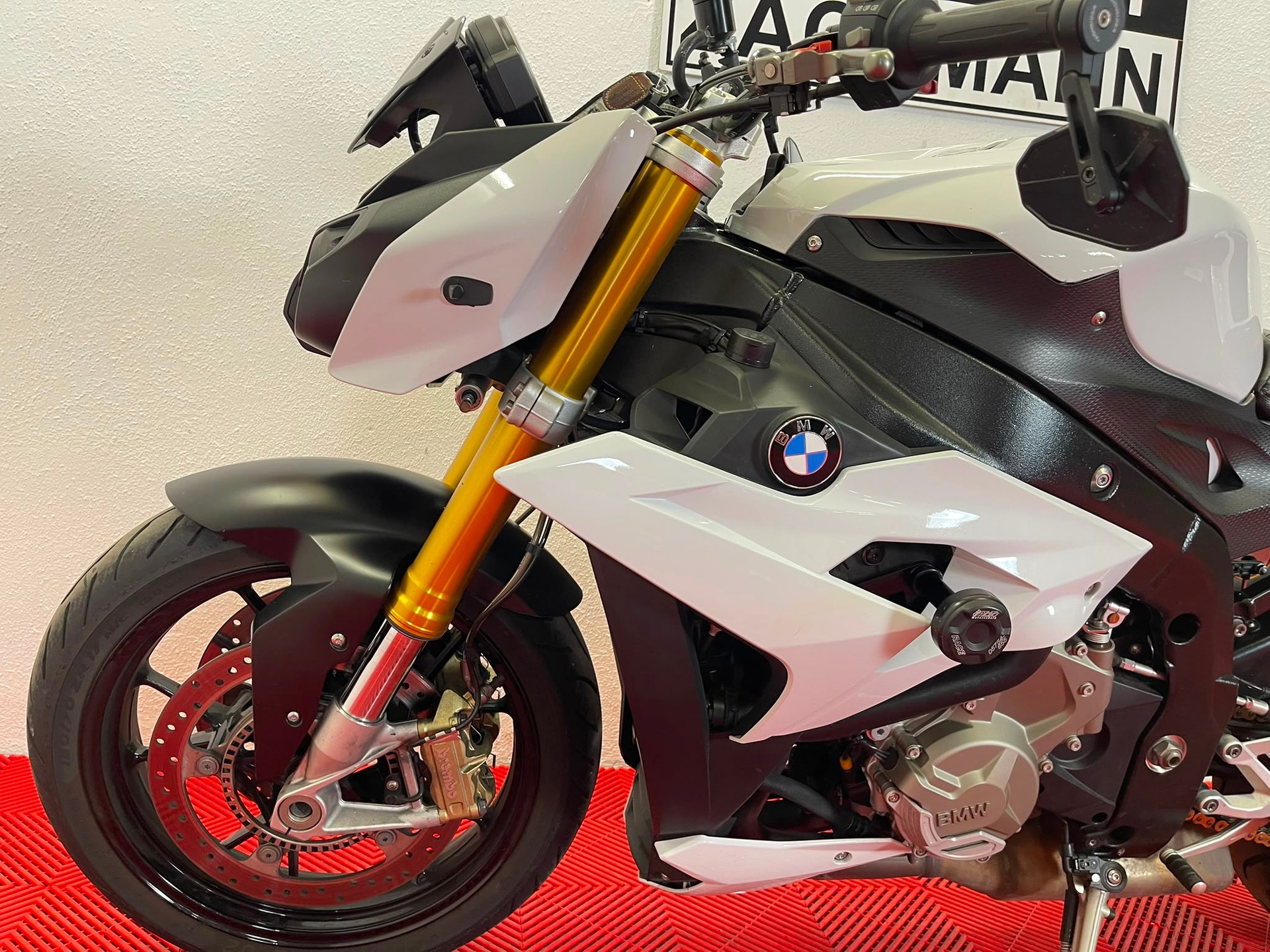 BMW S 1000 R ABS-image-8