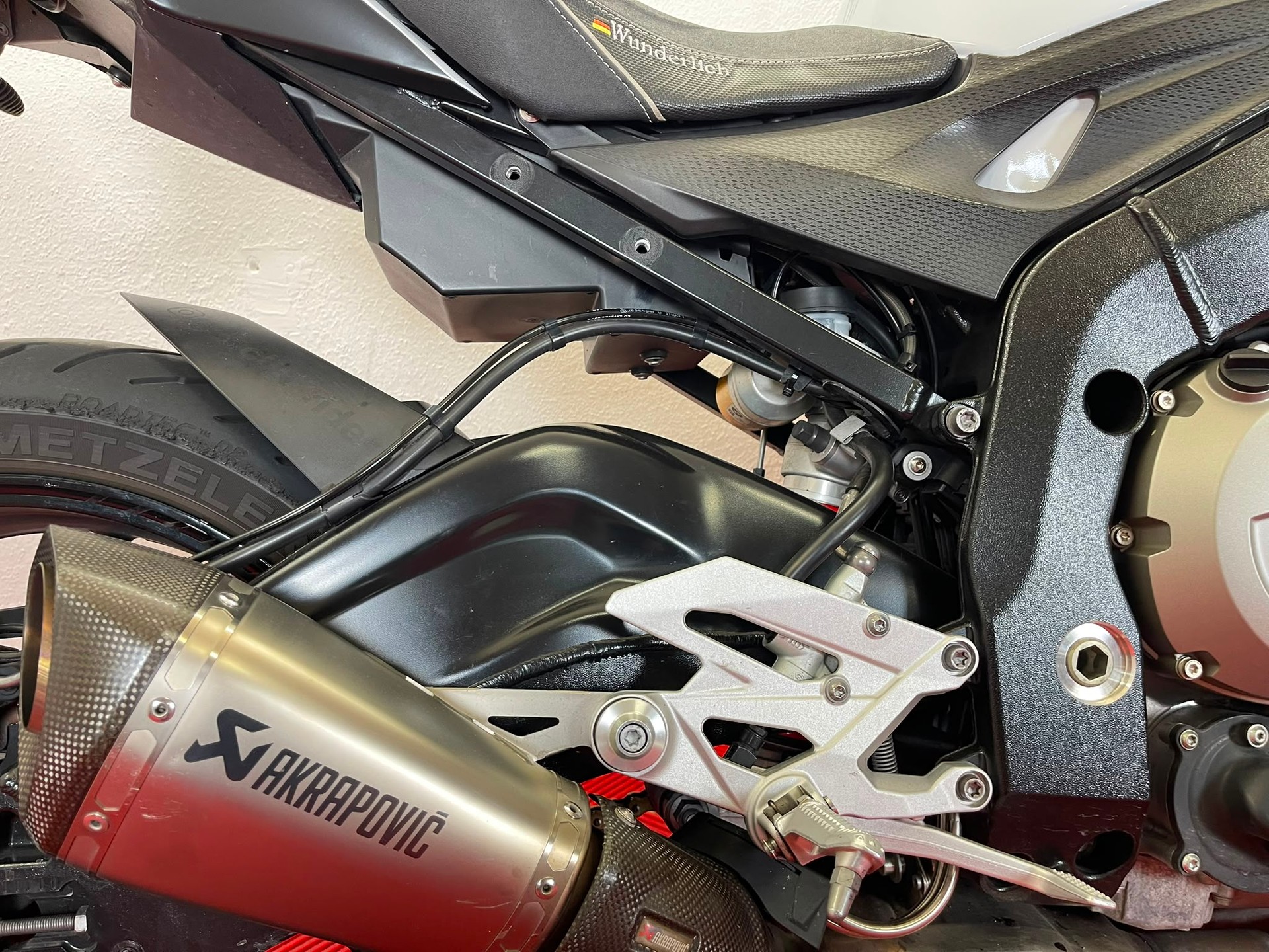 BMW S 1000 R ABS-image-9