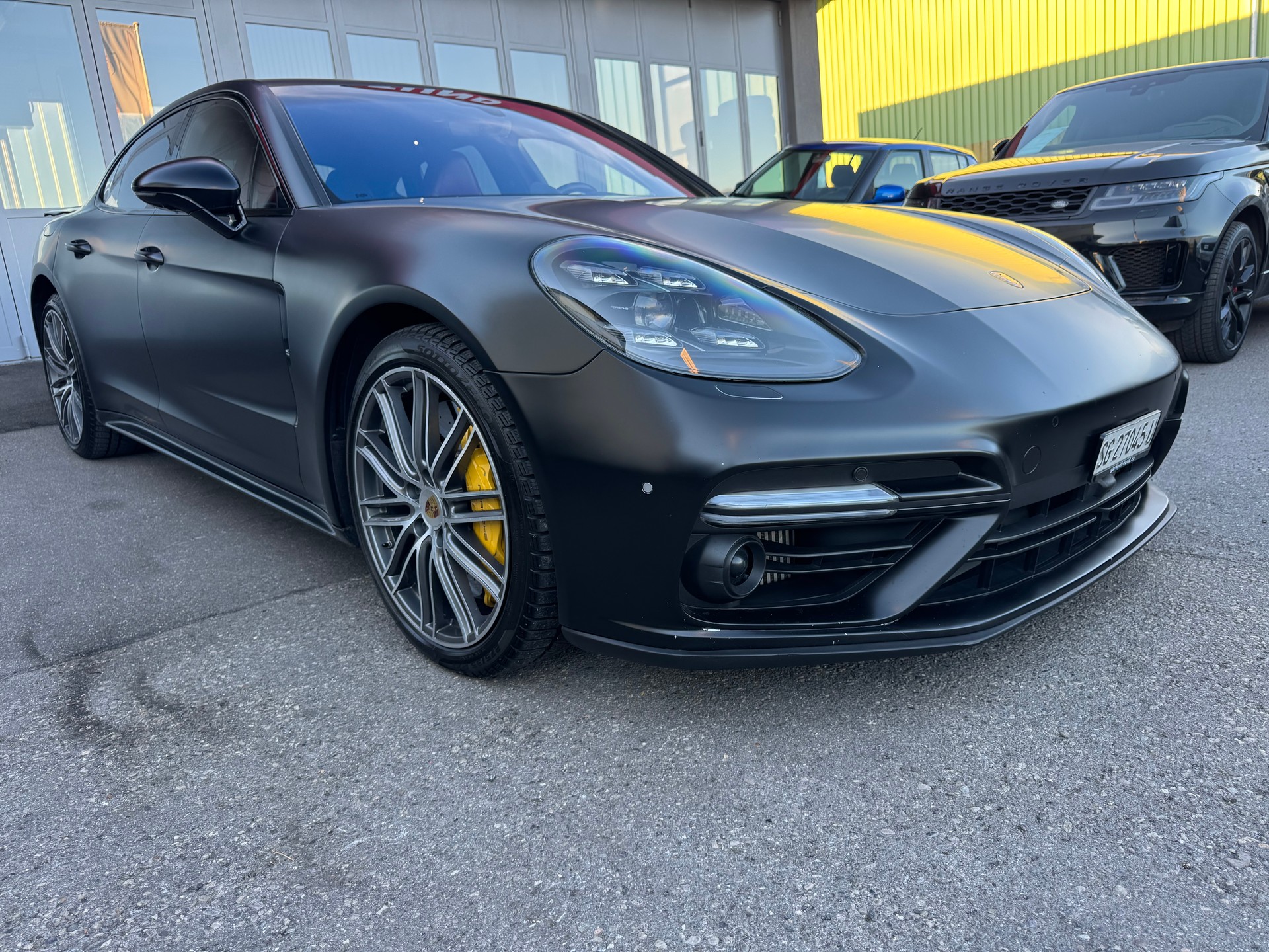 PORSCHE Panamera Turbo S E-Hybrid PDK-showroom-element-1