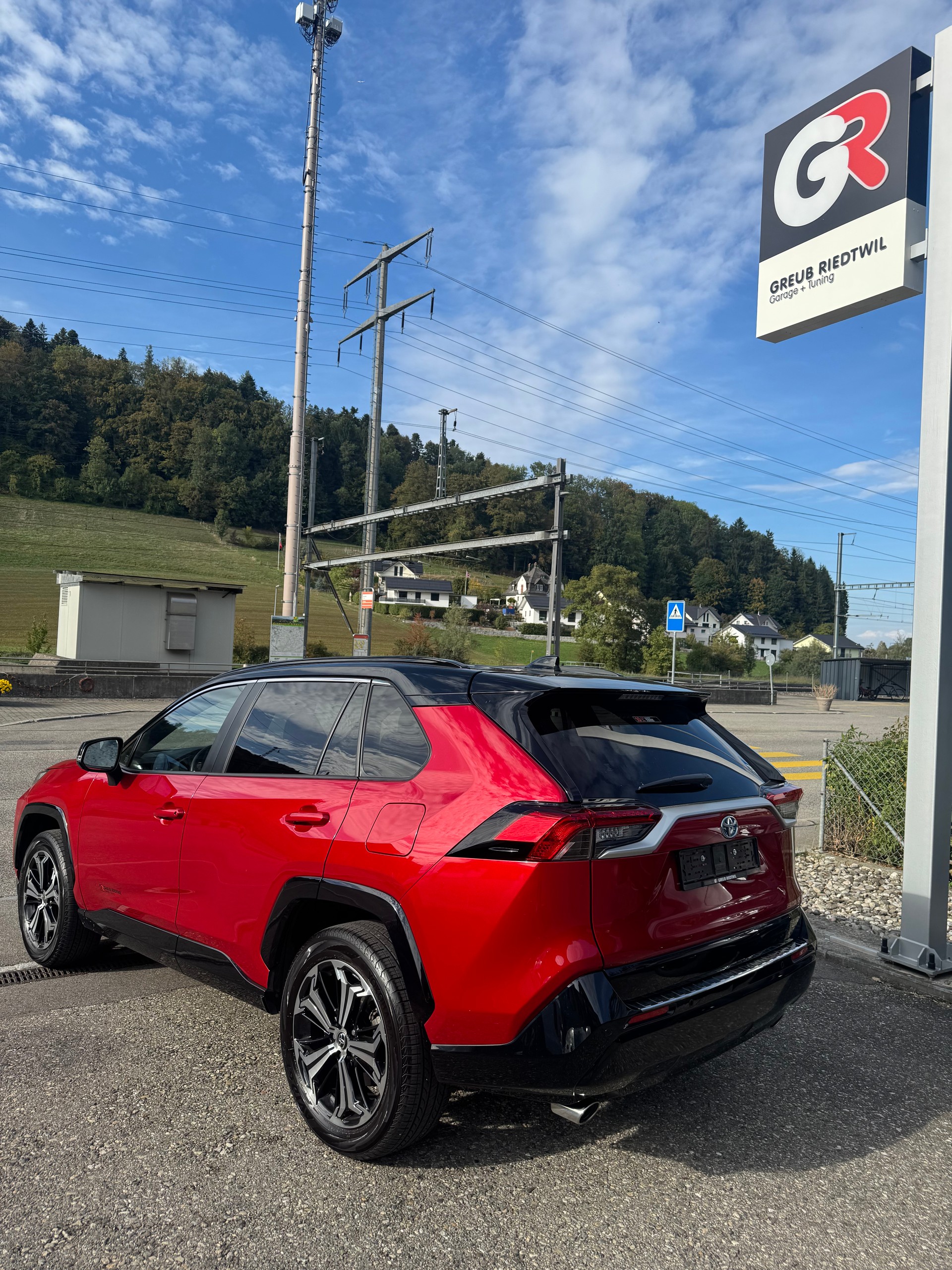 TOYOTA RAV-4 2.5 PHEV Platinum e-CVT 4WD-showroom-element-3