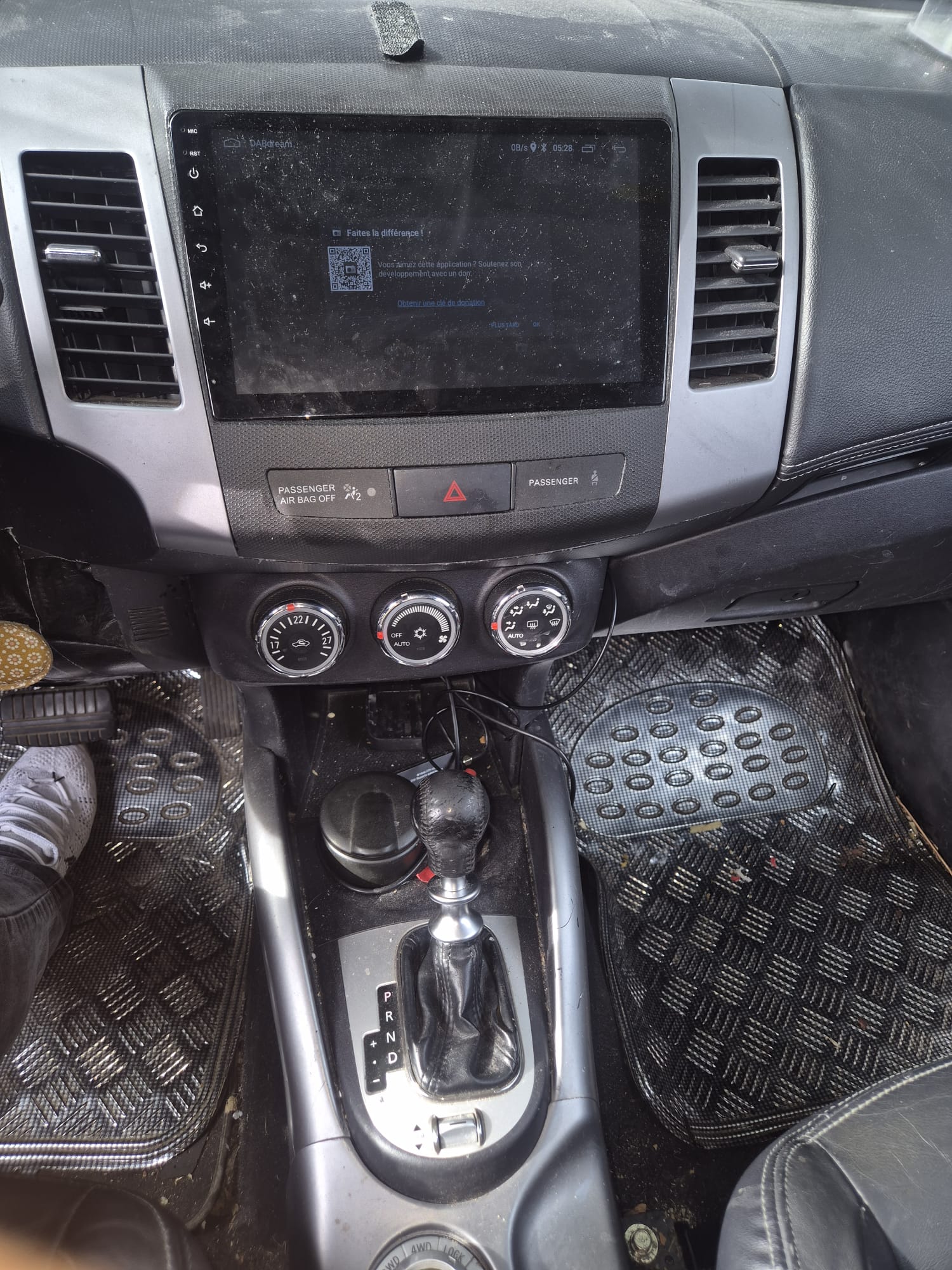 CITROEN C-Crosser 2.2 HDi Exclusive DCS6-image-5