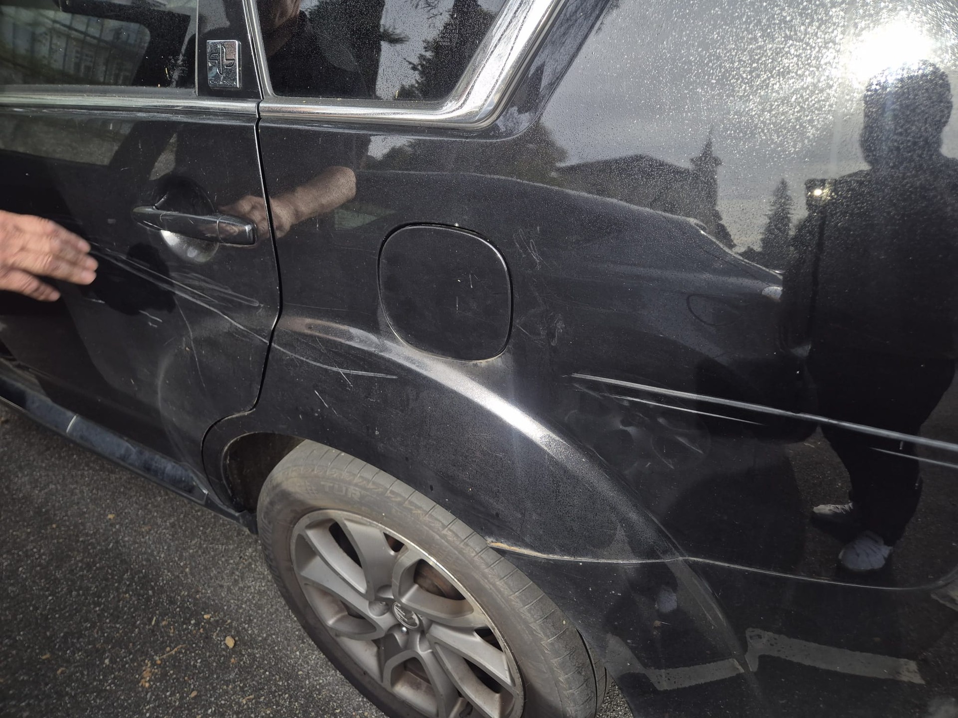 CITROEN C-Crosser 2.2 HDi Exclusive DCS6-image-7