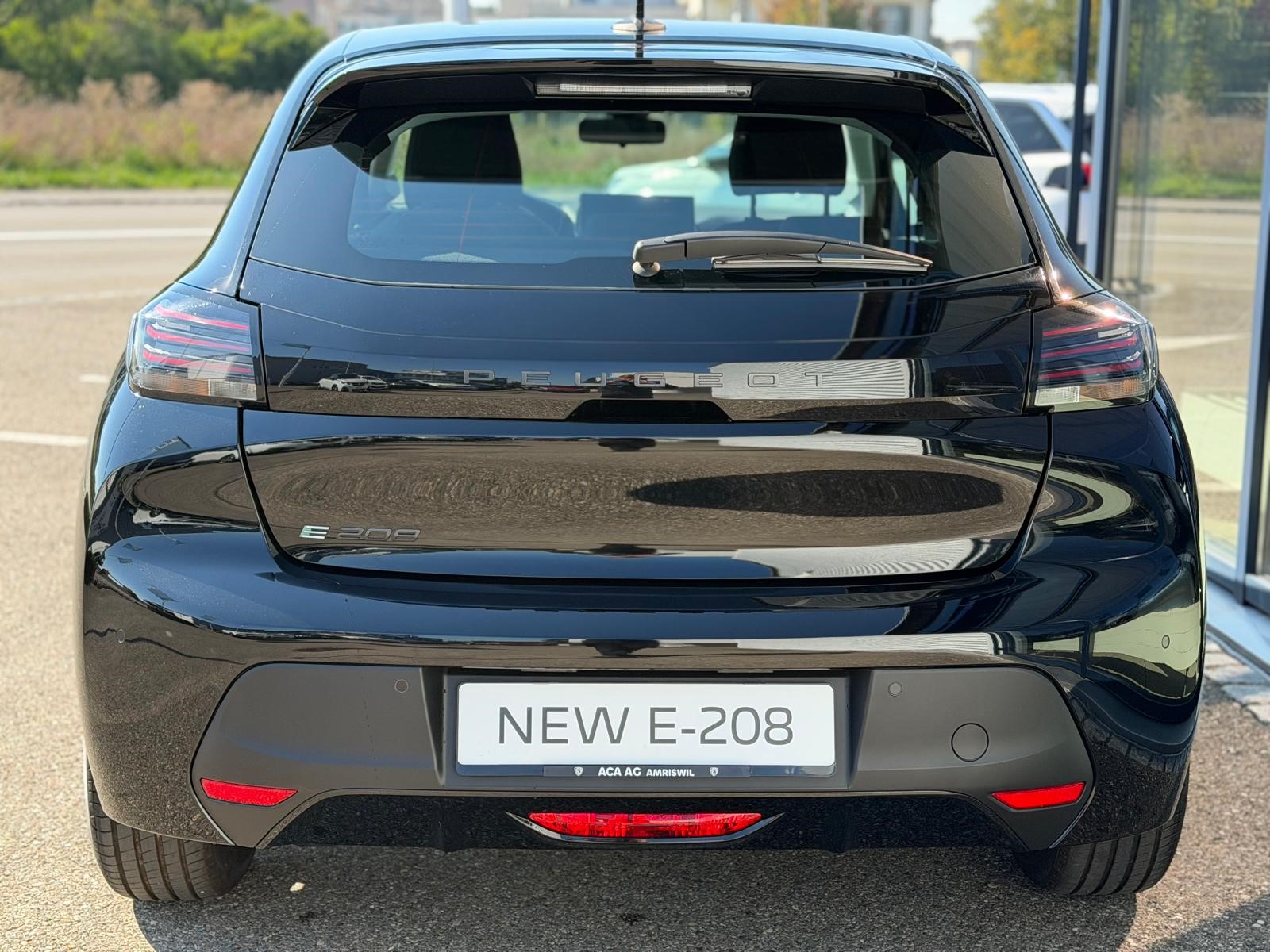 PEUGEOT 208 Elektrik 100 kW Style-image-3