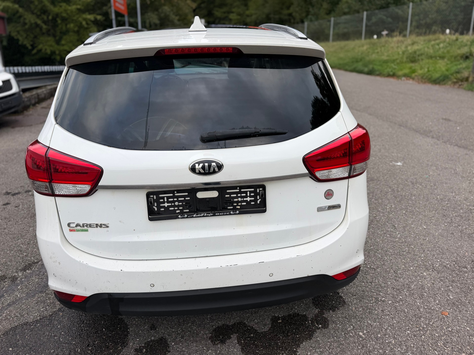 KIA Carens 1.7 CRDi Swiss Eco Edition 7 places-image-3