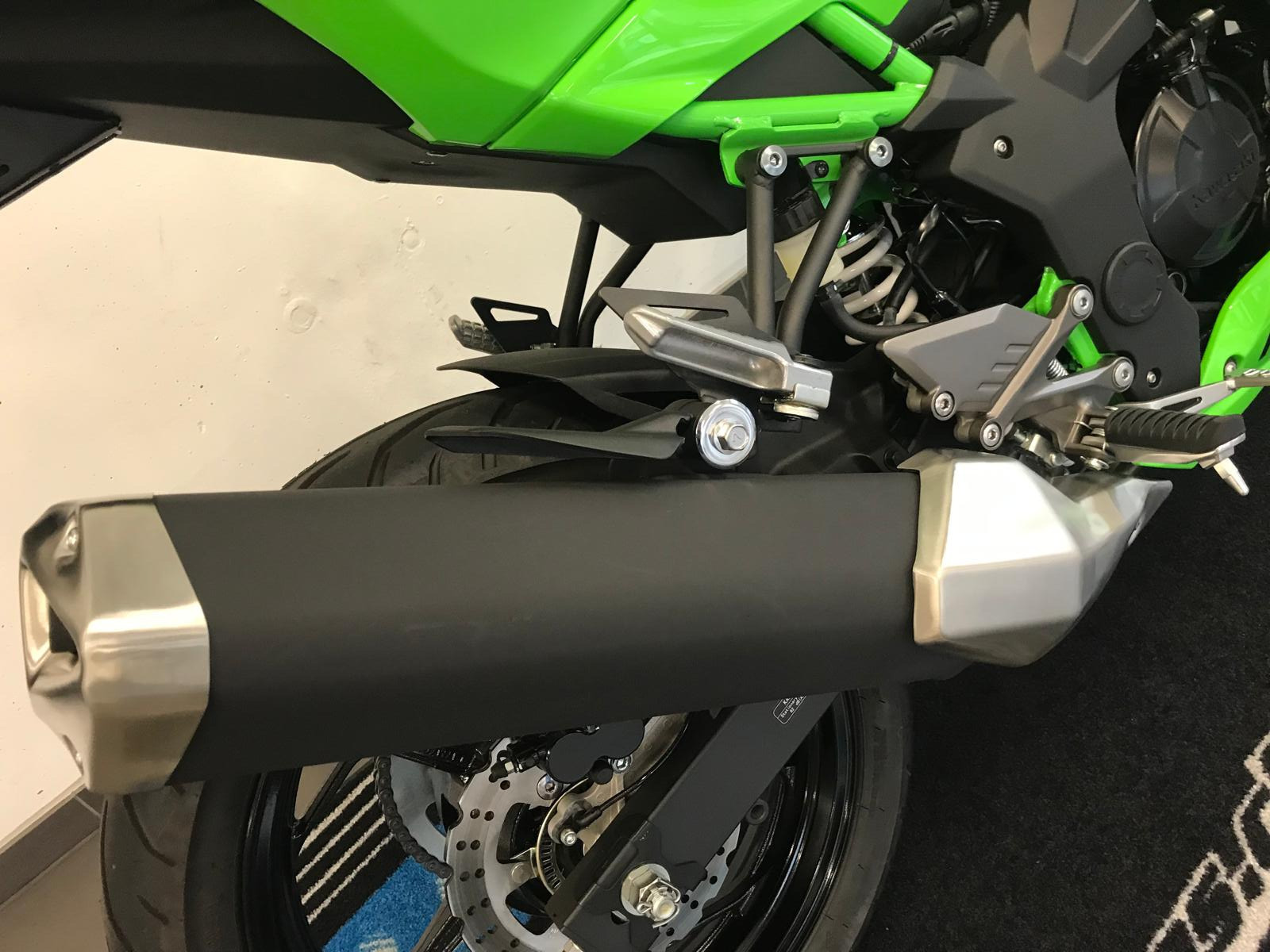 KAWASAKI Ninja 125-image-13