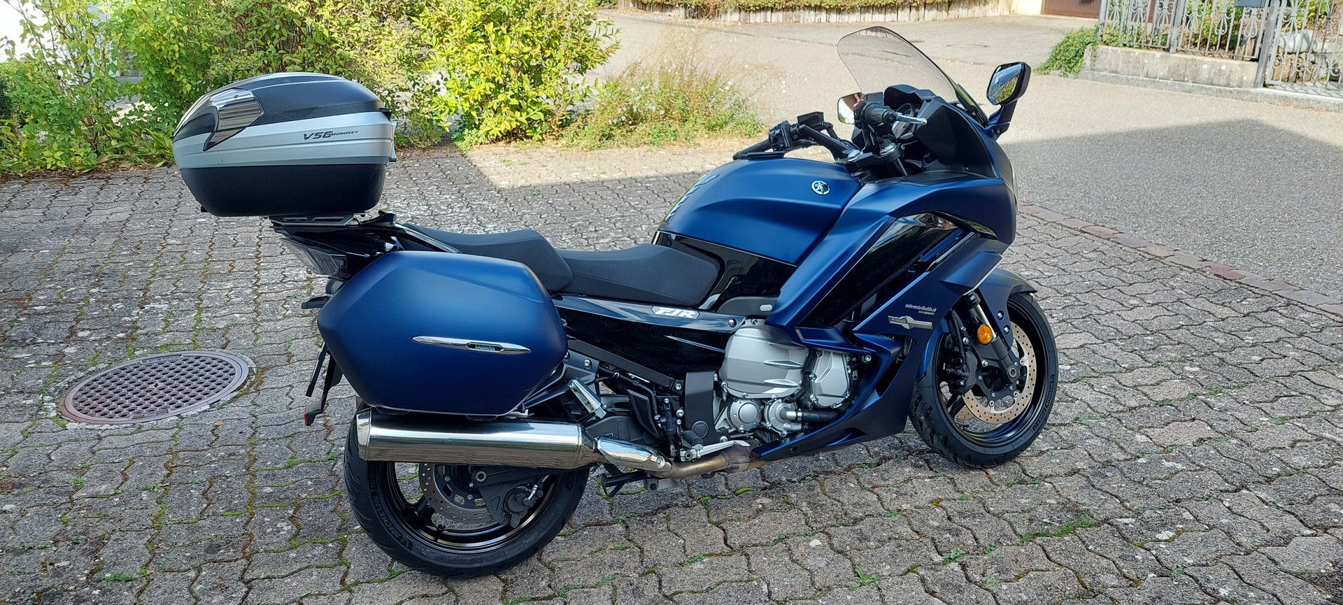 YAMAHA FJR 1300 AE ABS-image-6
