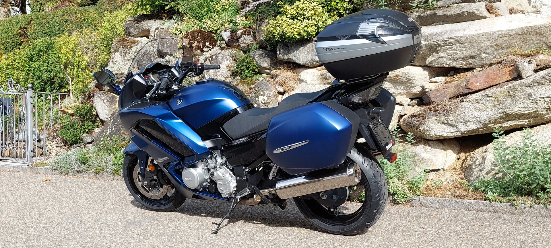 YAMAHA FJR 1300 AE ABS-image-1