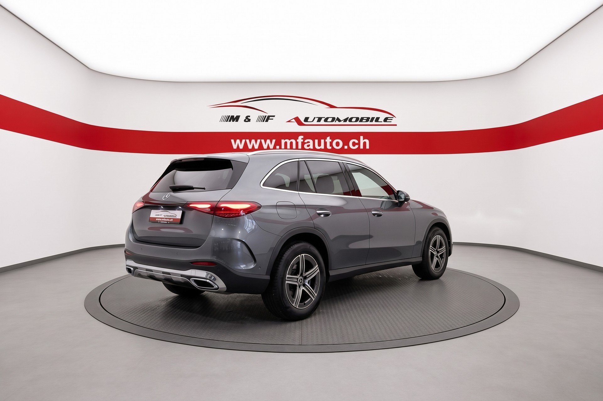 MERCEDES-BENZ GLC 220 d AMG Line 4matic-image-5