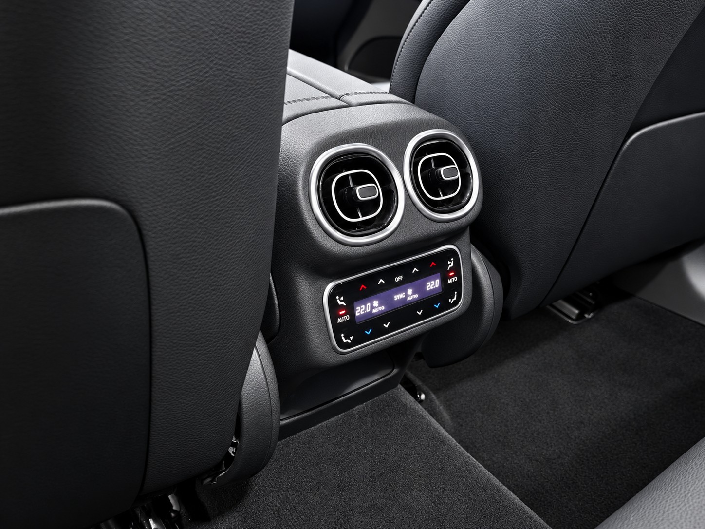 MERCEDES-BENZ GLC 220 d AMG Line 4matic-image-29