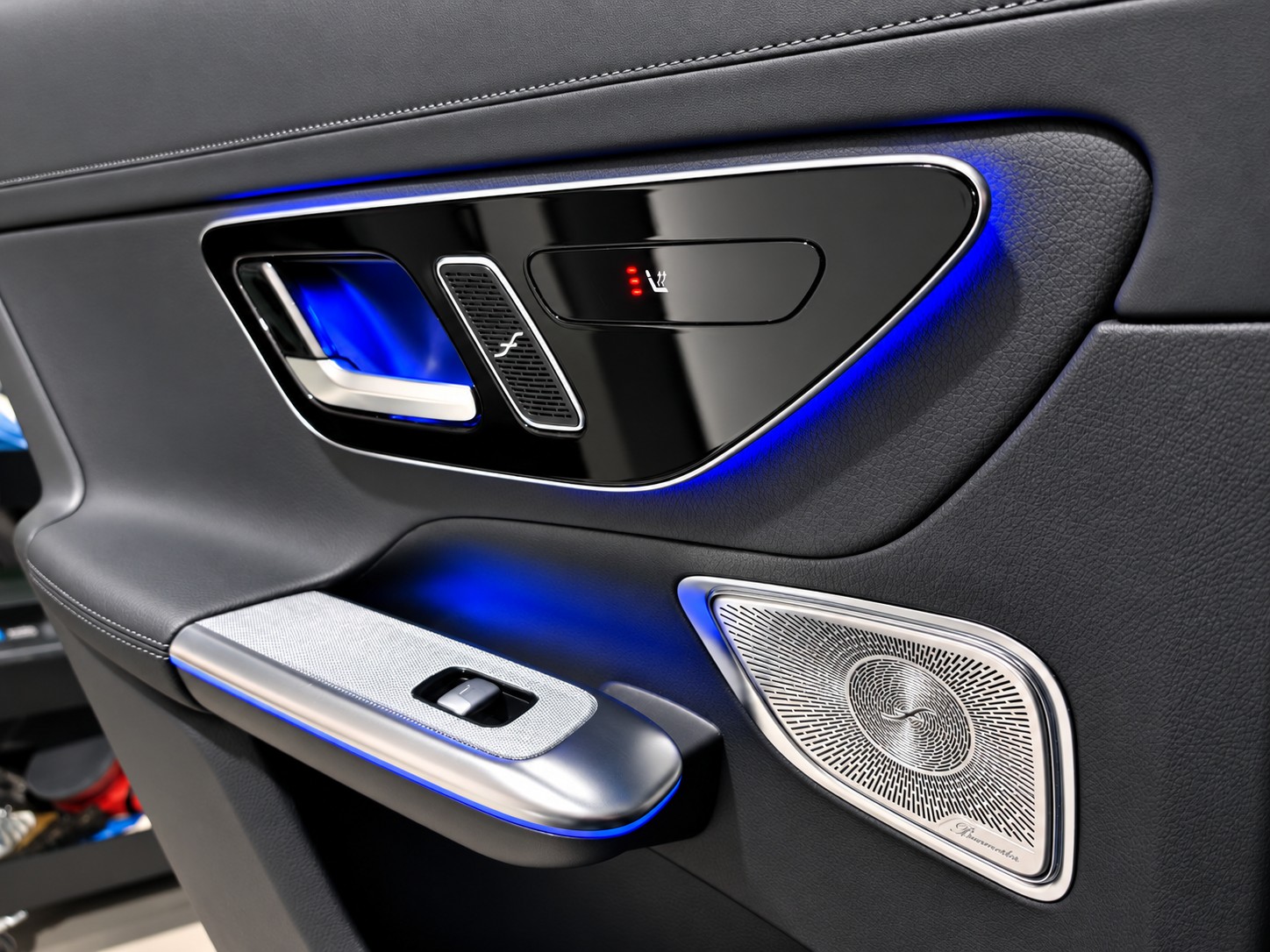 MERCEDES-BENZ GLC 220 d AMG Line 4matic-image-16