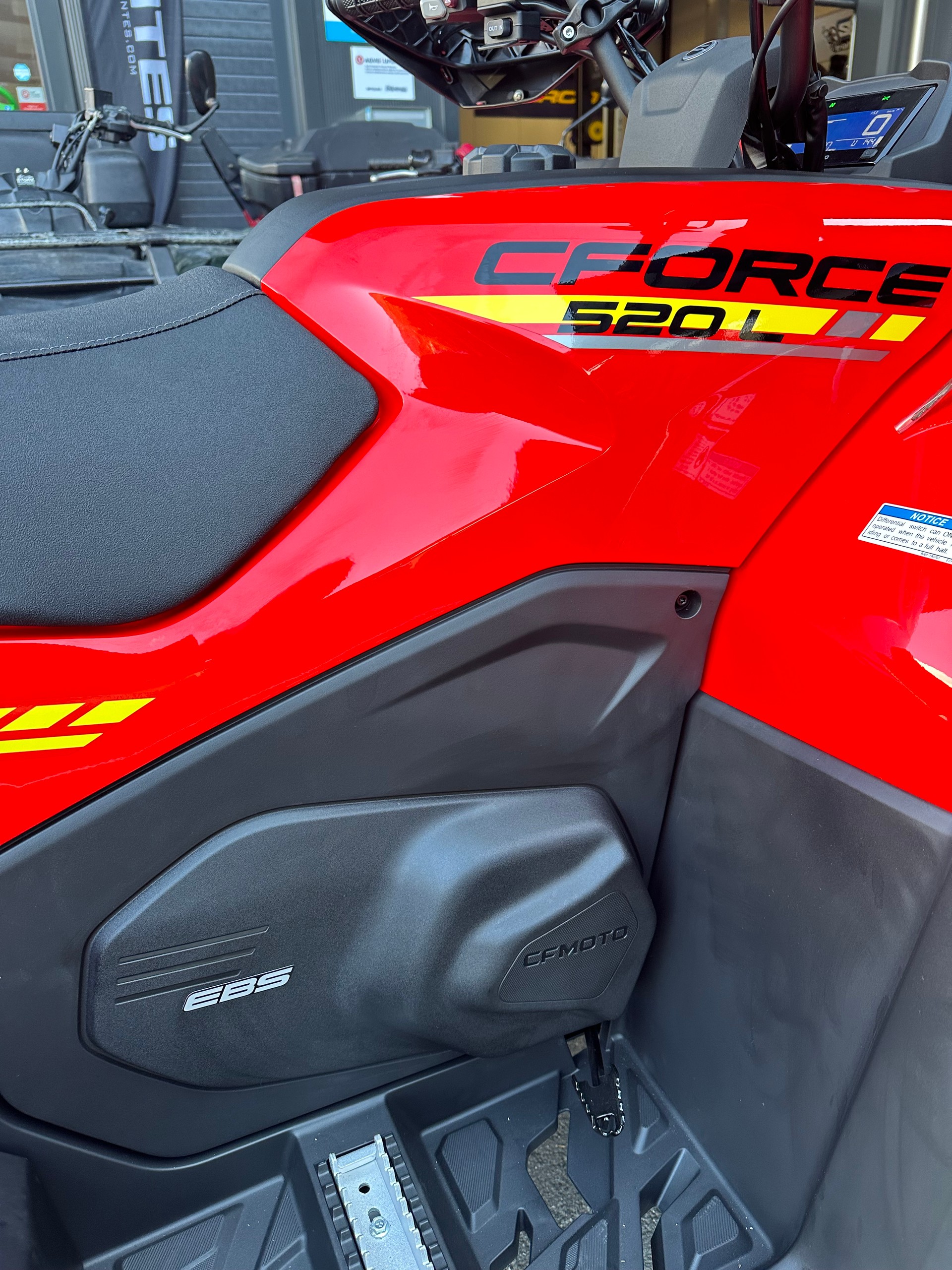 CF MOTO C Force 520 EPS 4x4-image-5