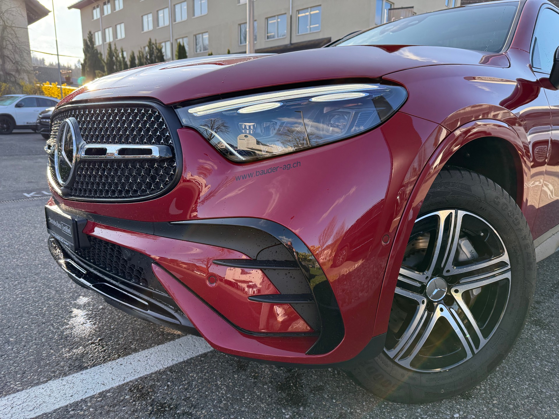 MERCEDES-BENZ GLC 300 e 4M 9G-Tronic-image-10