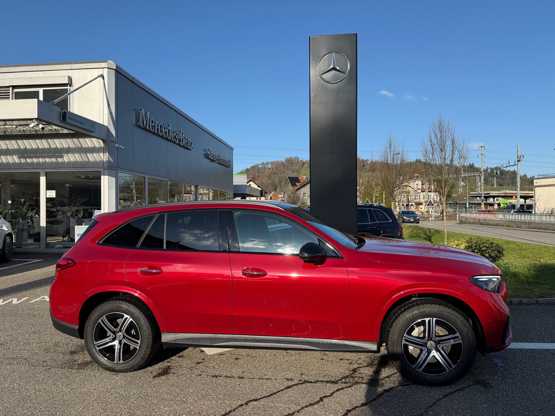 MERCEDES-BENZ GLC 300 e 4M 9G-Tronic-image-9