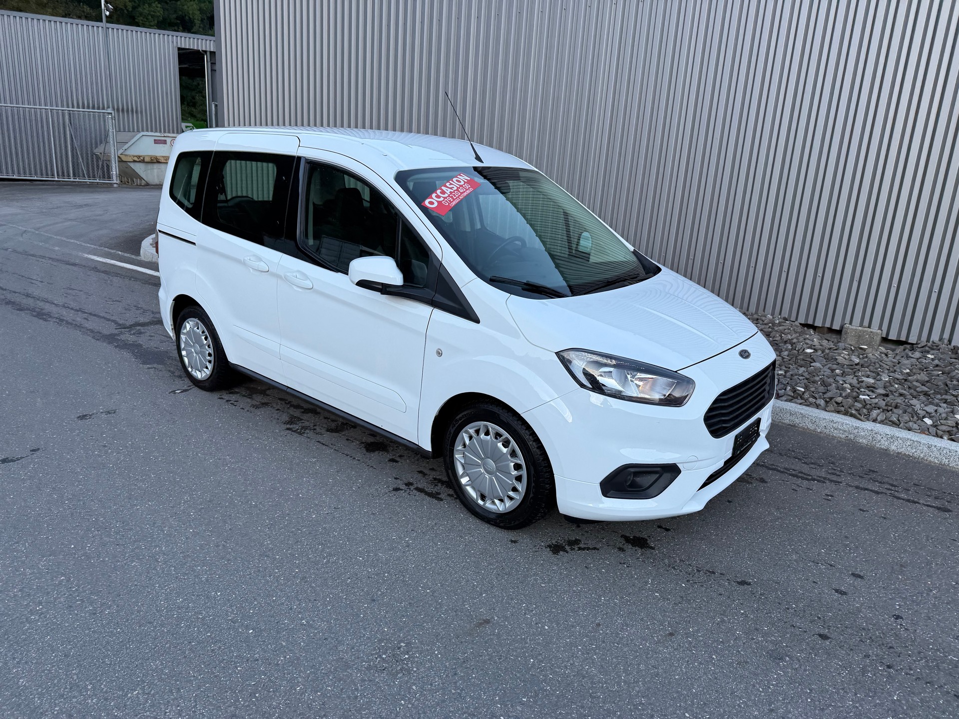 FORD Tourneo Courier 1.0 SCTi Trend-image-7