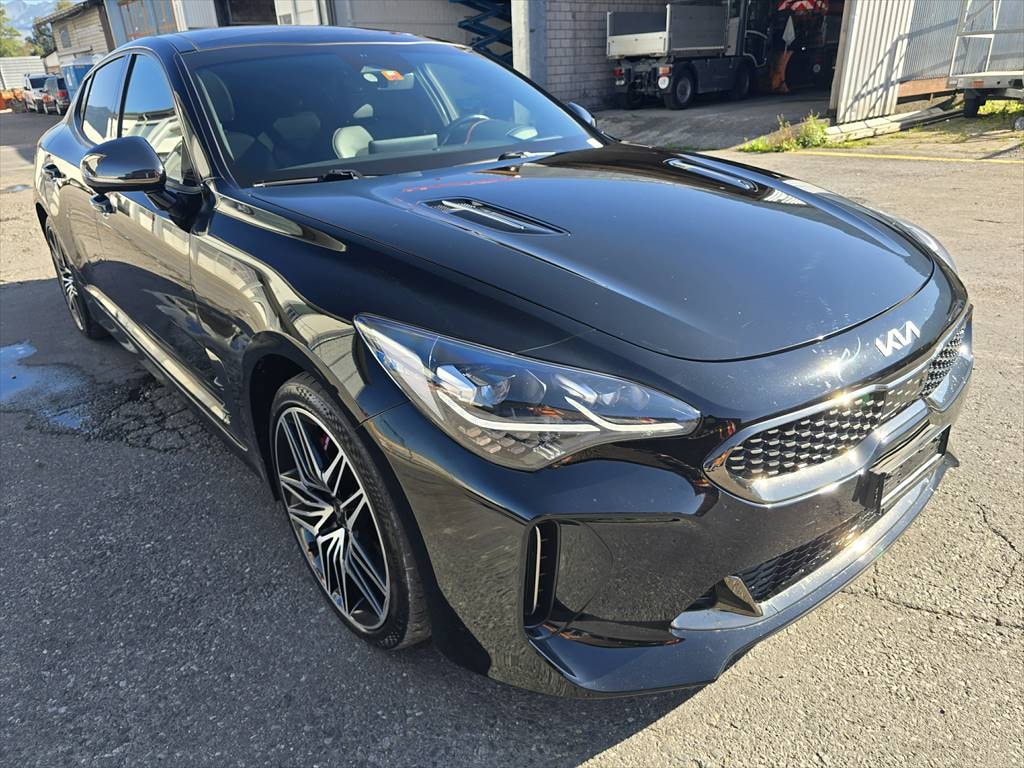 KIA Stinger 3.3 T-GDi GT Automat AWD-image-6