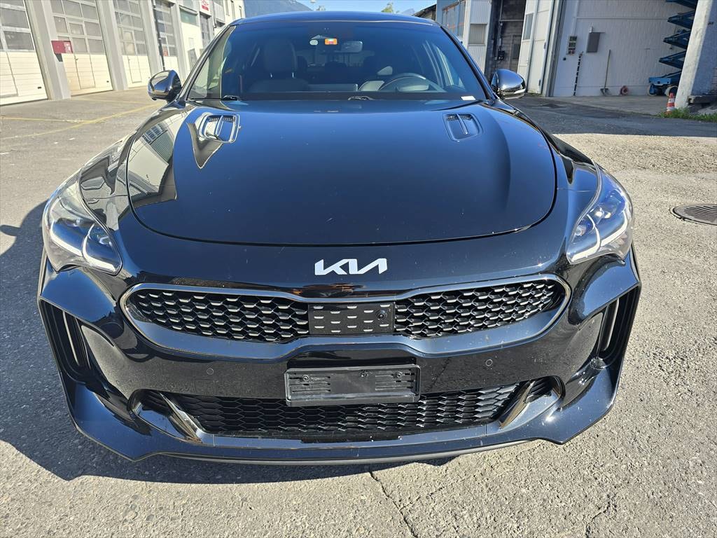 KIA Stinger 3.3 T-GDi GT Automat AWD-image-7