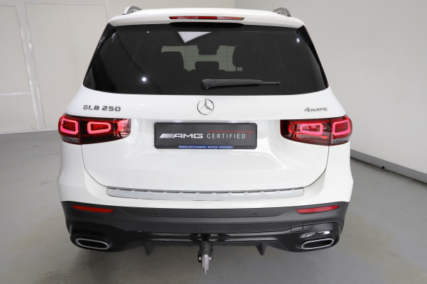 MERCEDES-BENZ GLB 250 AMG Line 4 MATIC-image-5