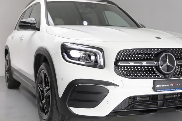 MERCEDES-BENZ GLB 250 AMG Line 4 MATIC-showroom-element-1