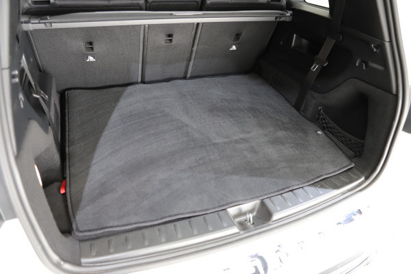 MERCEDES-BENZ GLB 250 AMG Line 4 MATIC-image-11
