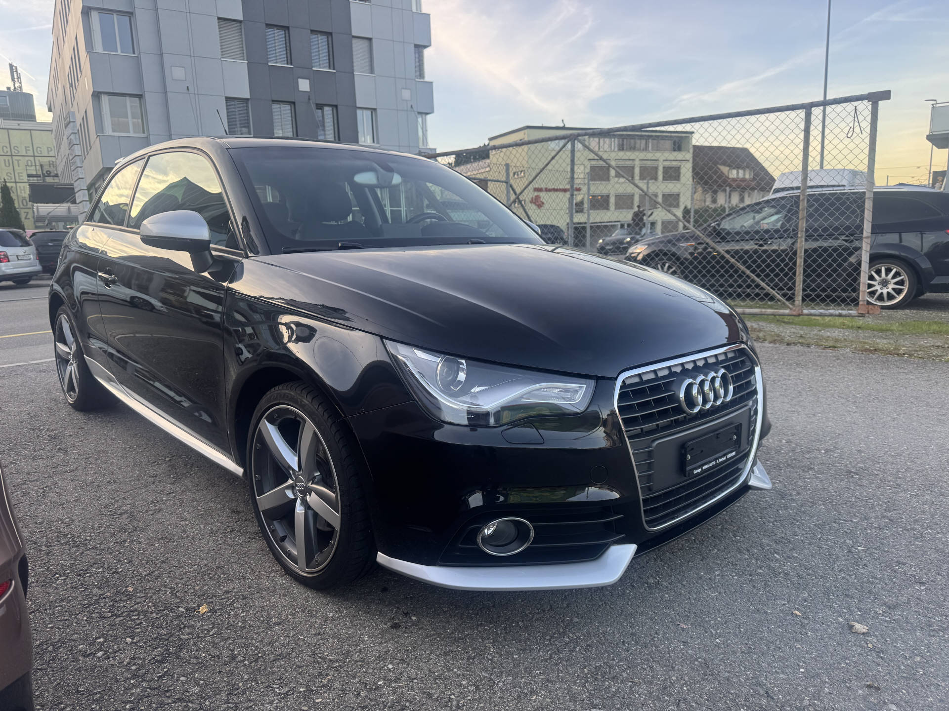 AUDI A1 1.4 TFSI Ambition-image-2
