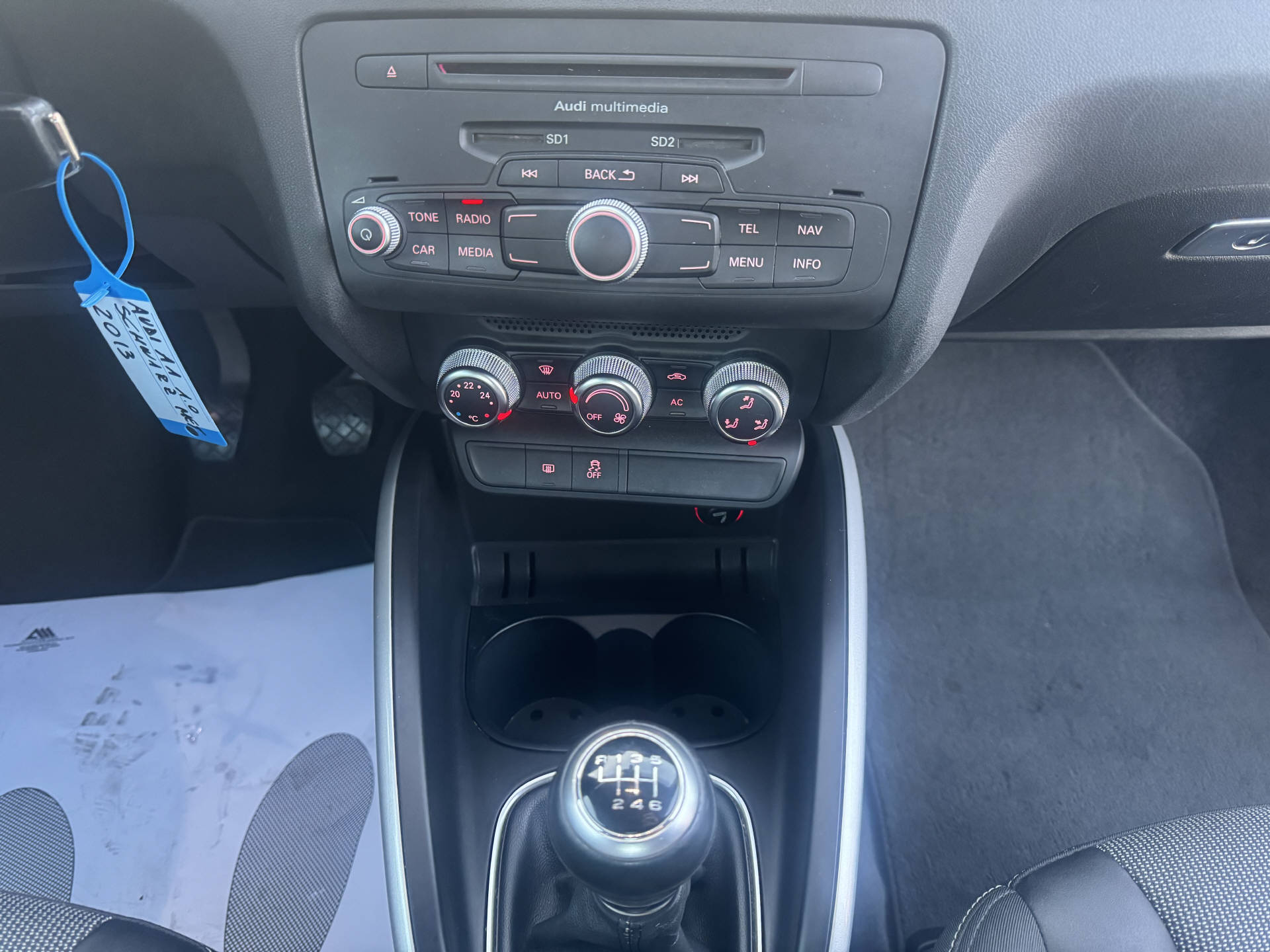 AUDI A1 1.4 TFSI Ambition-image-10