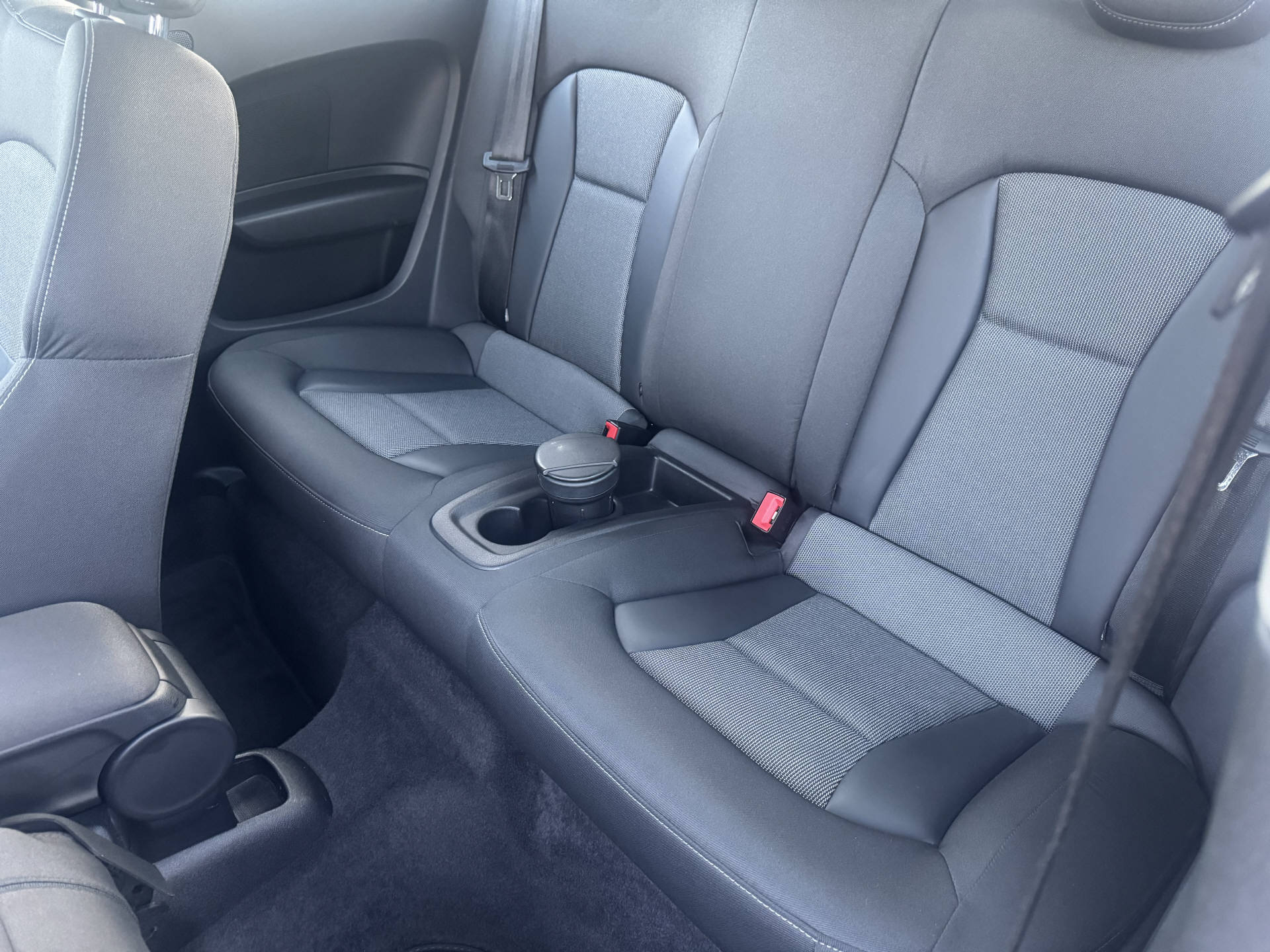 AUDI A1 1.4 TFSI Ambition-image-12