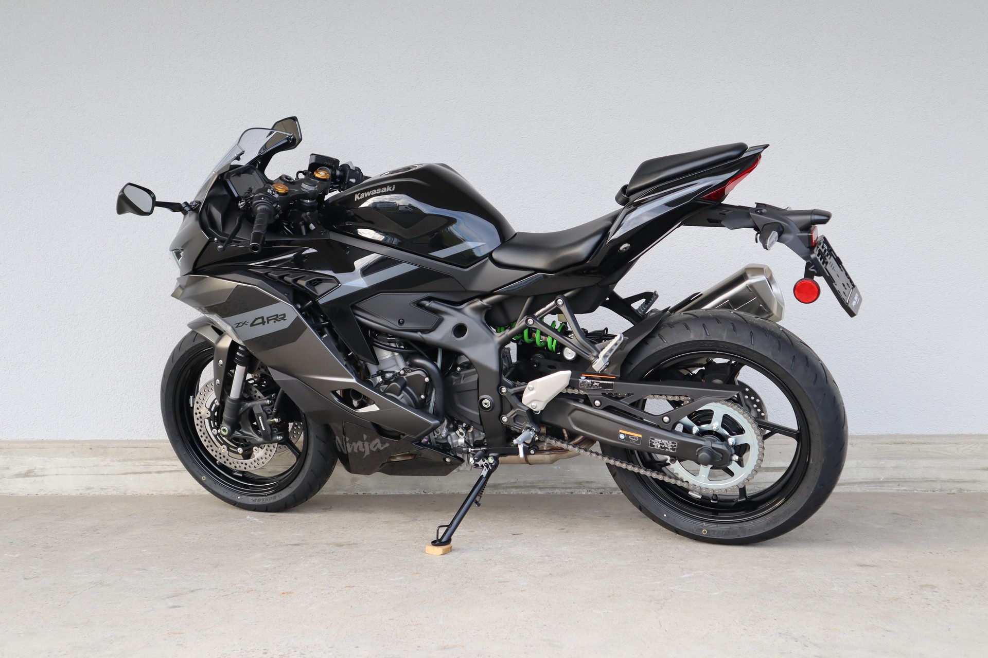 KAWASAKI Ninja ZX-4RR-image-5