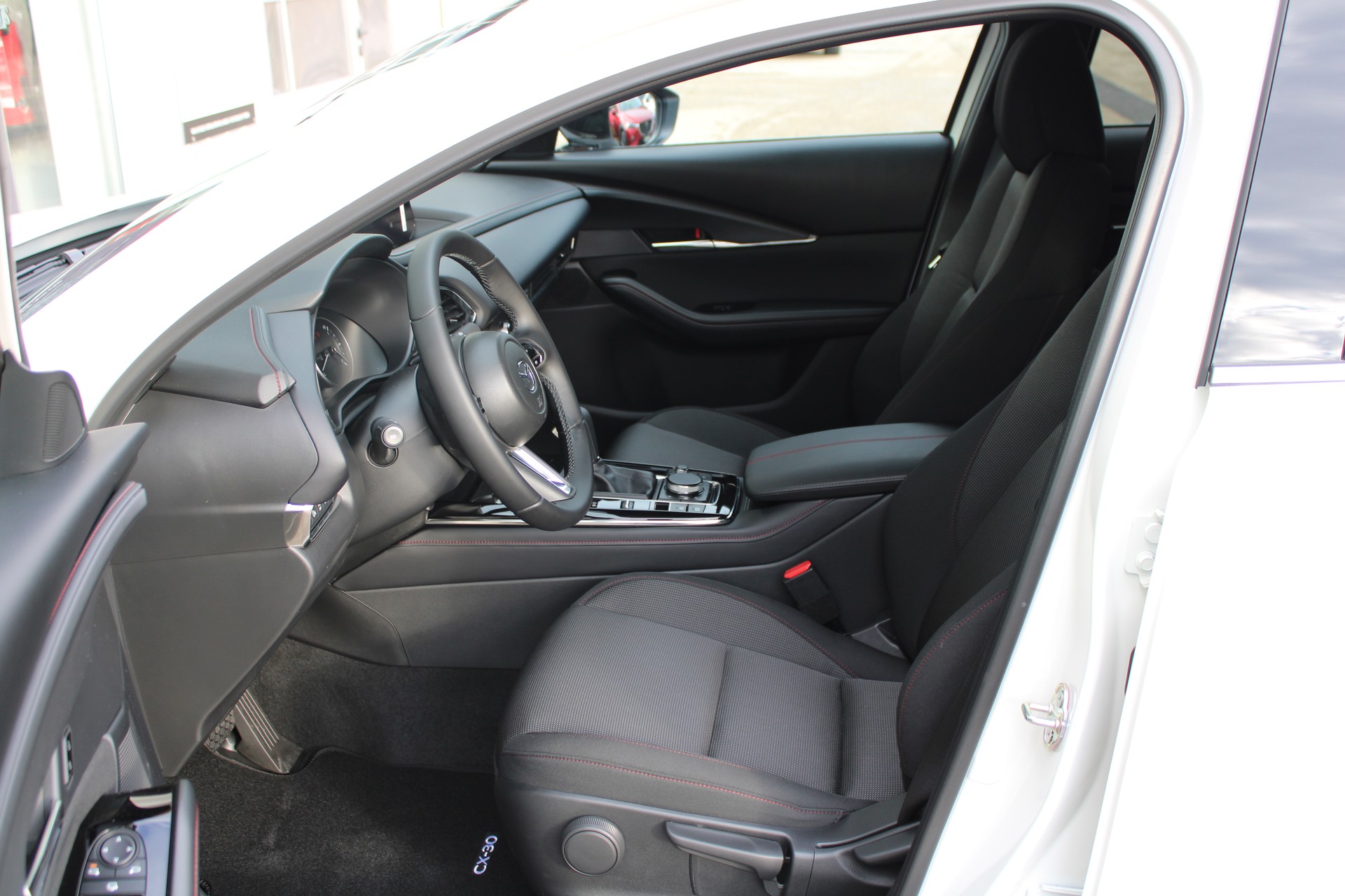 MAZDA CX-30 SKYACTIV-X 186 M Hybrid Homura AWD AT-image-14
