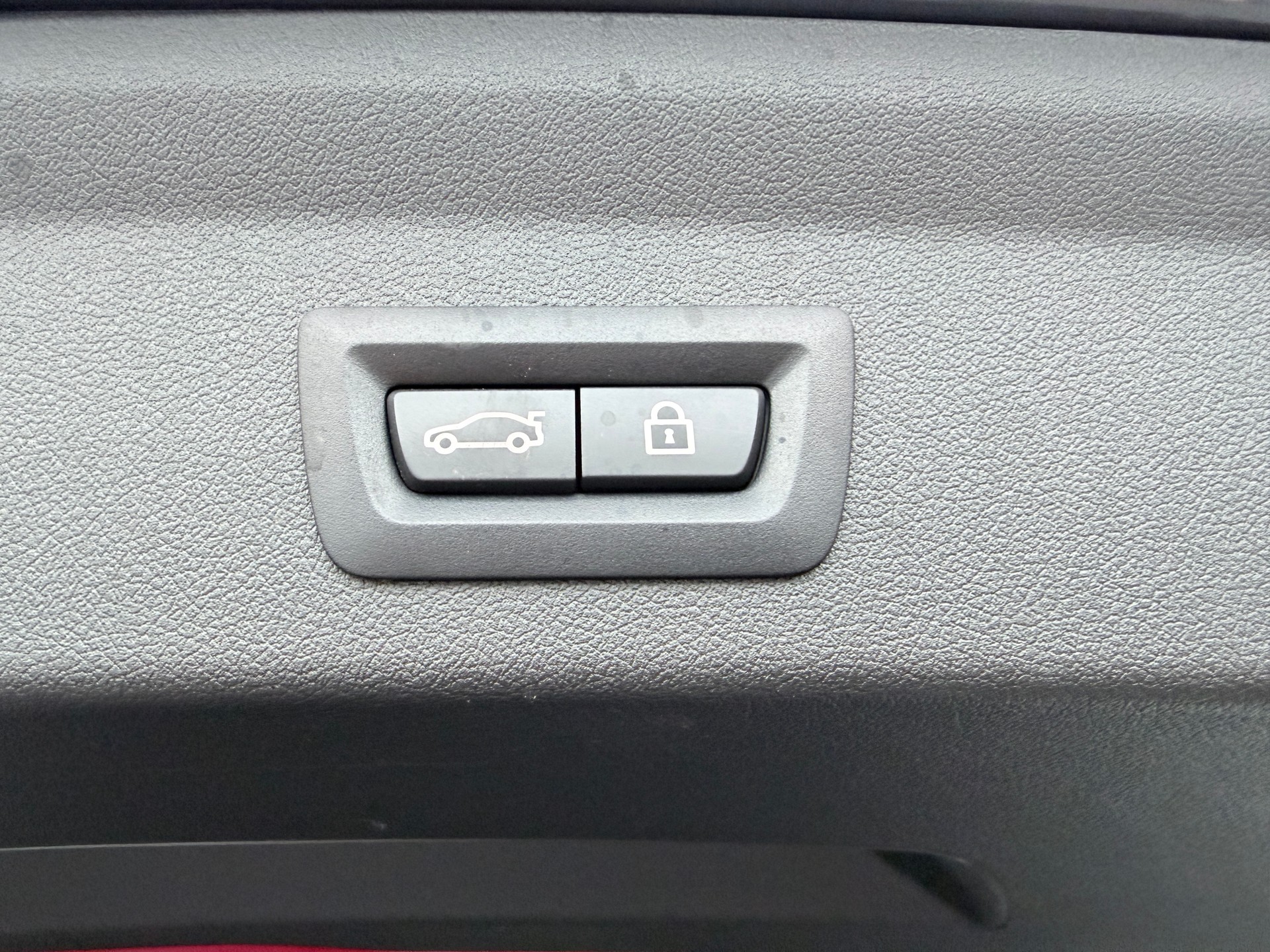 BMW M135i xDrive Steptronic-image-13