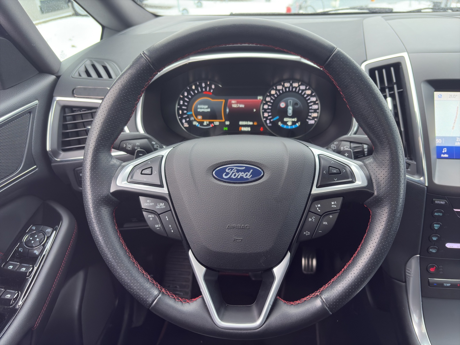 FORD S-Max 2.0 TDCi ST-Line AWD Automatic-image-10