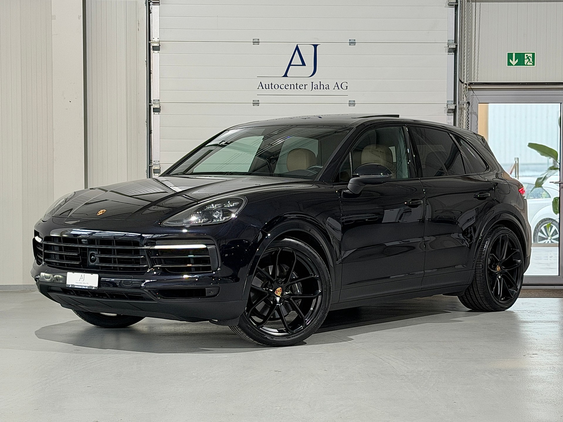 PORSCHE Cayenne E-Hybrid (CH) AHK 3500KG