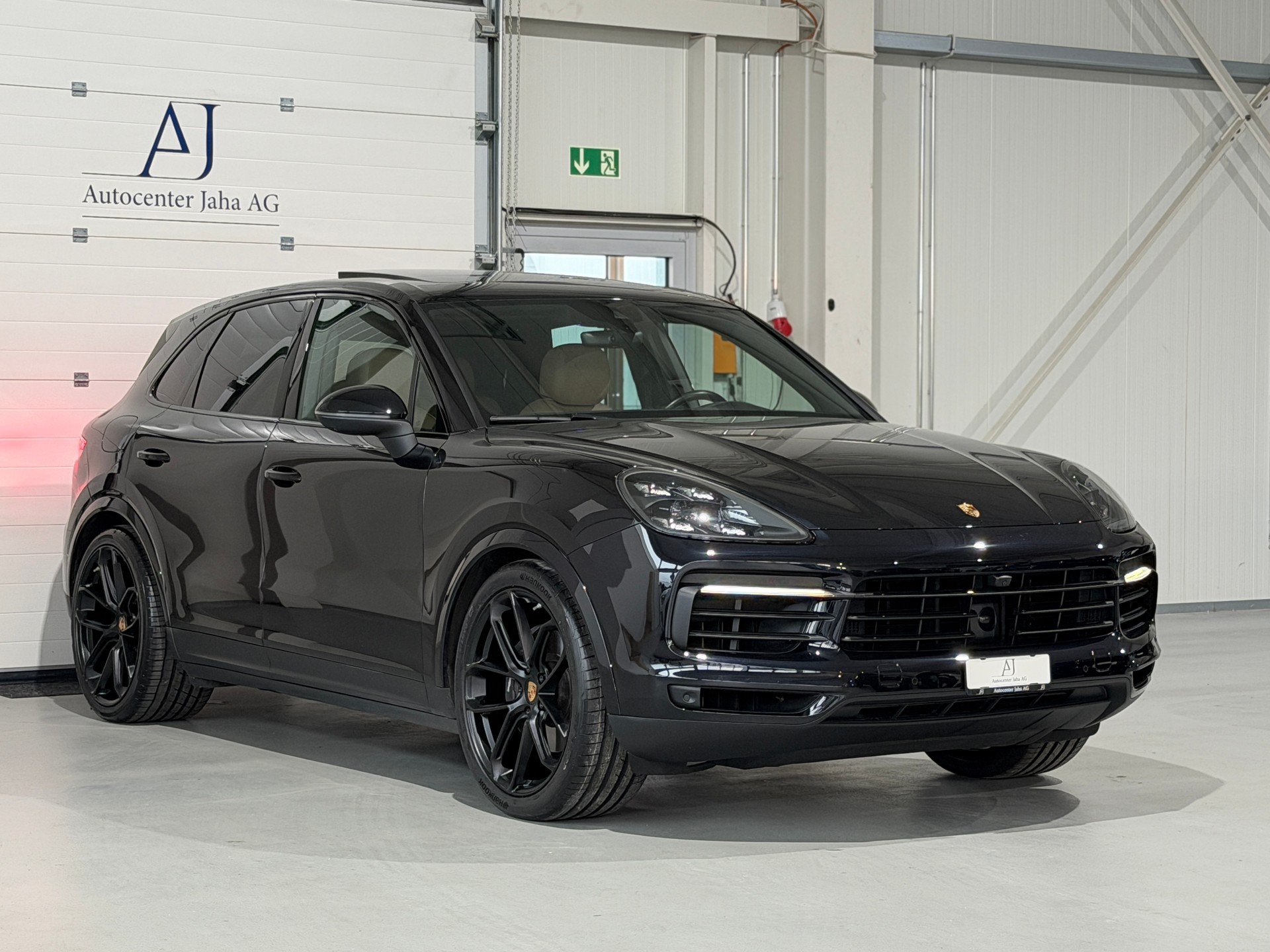 PORSCHE Cayenne E-Hybrid (CH) AHK 3500KG-image-4